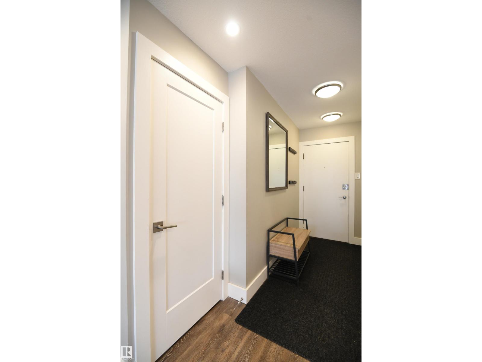 #206 8125 110 ST NW - 11