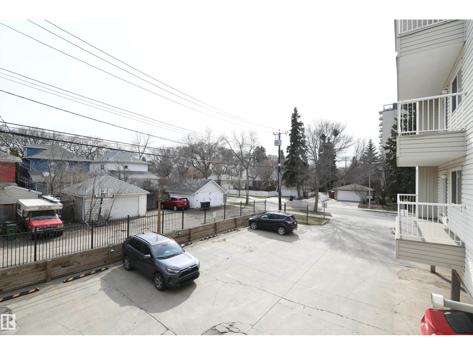#206 8125 110 ST NW - 27