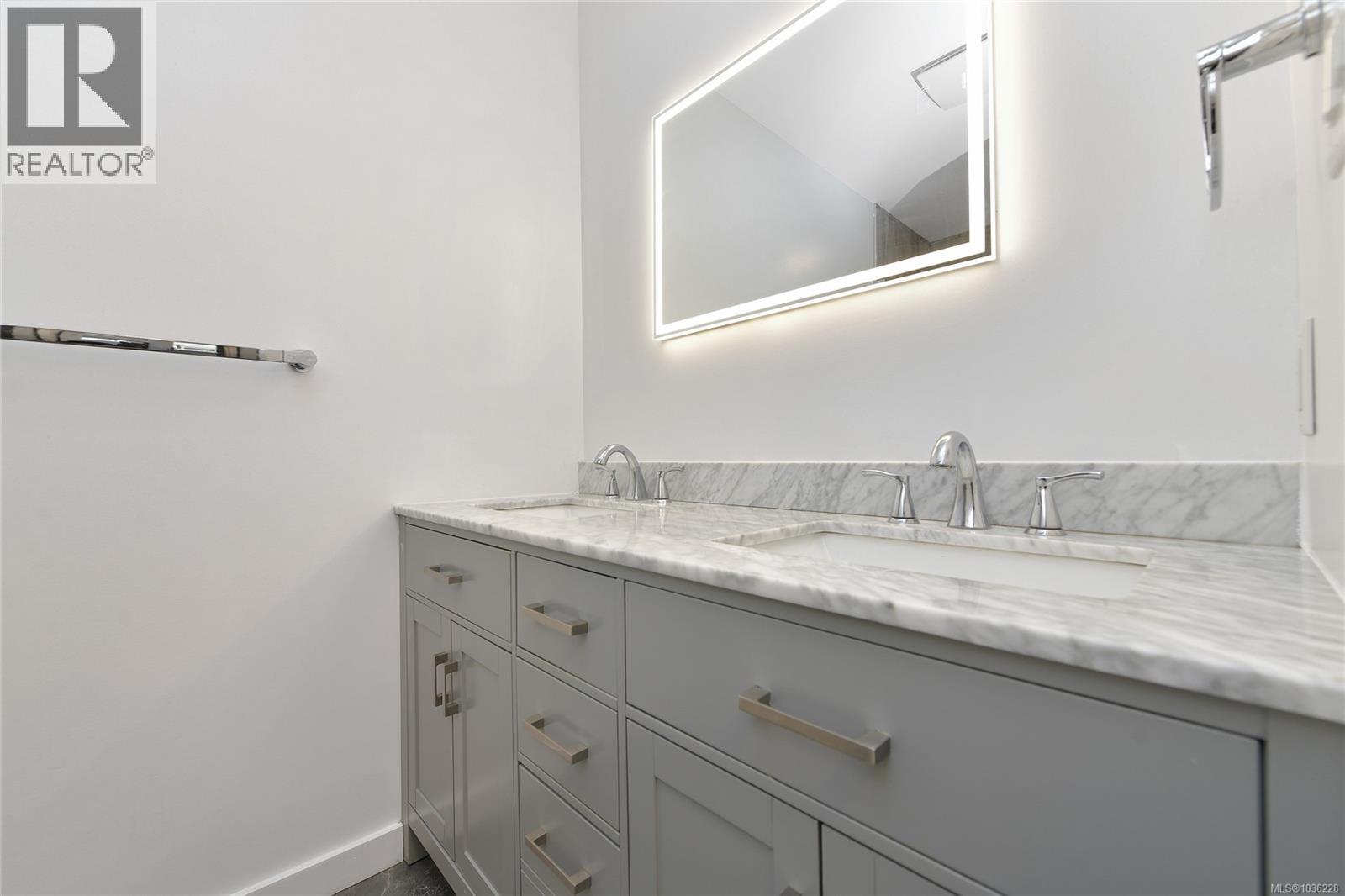 2945 Laverock Rd - 18