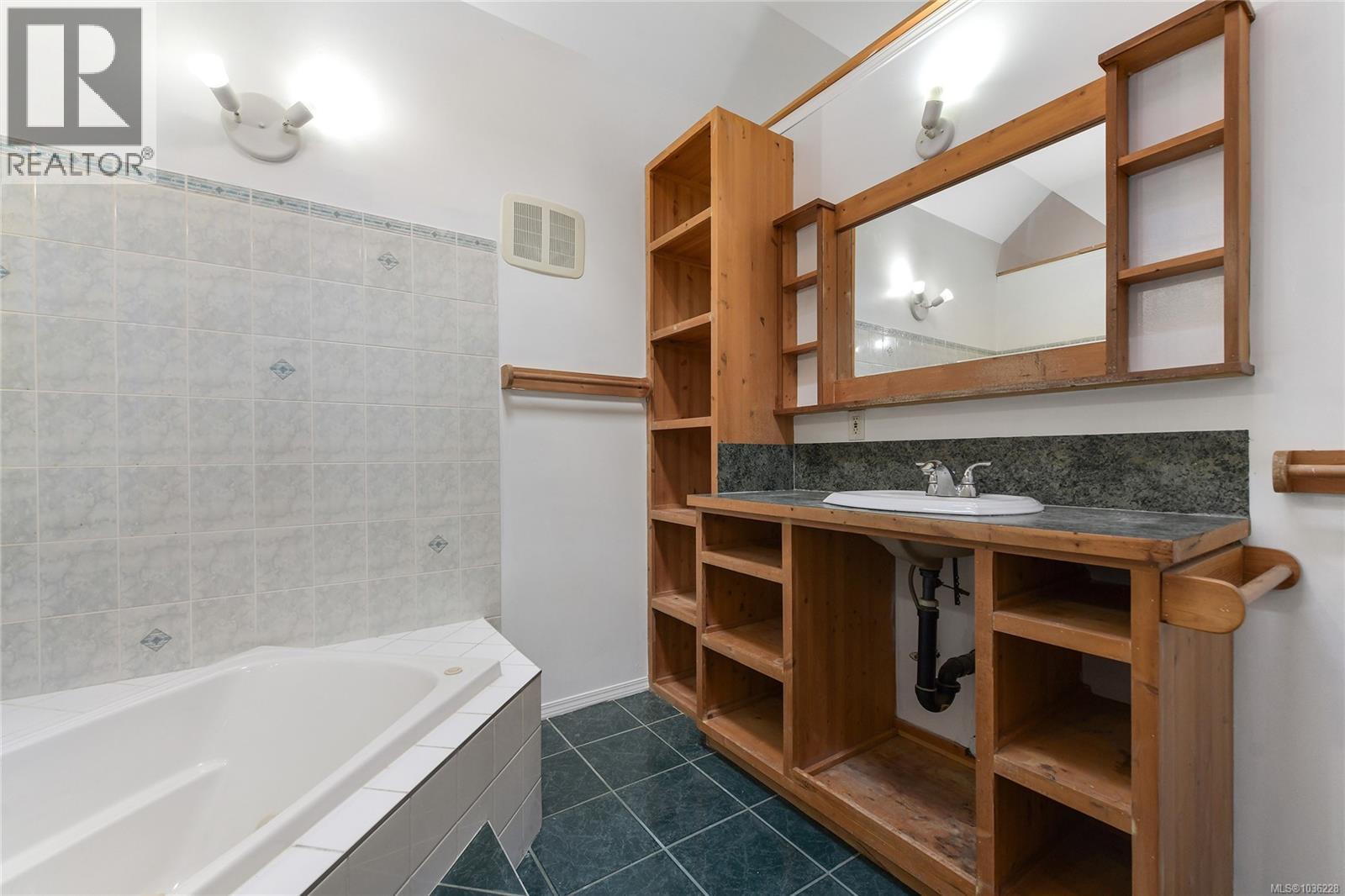 2945 Laverock Rd - 35