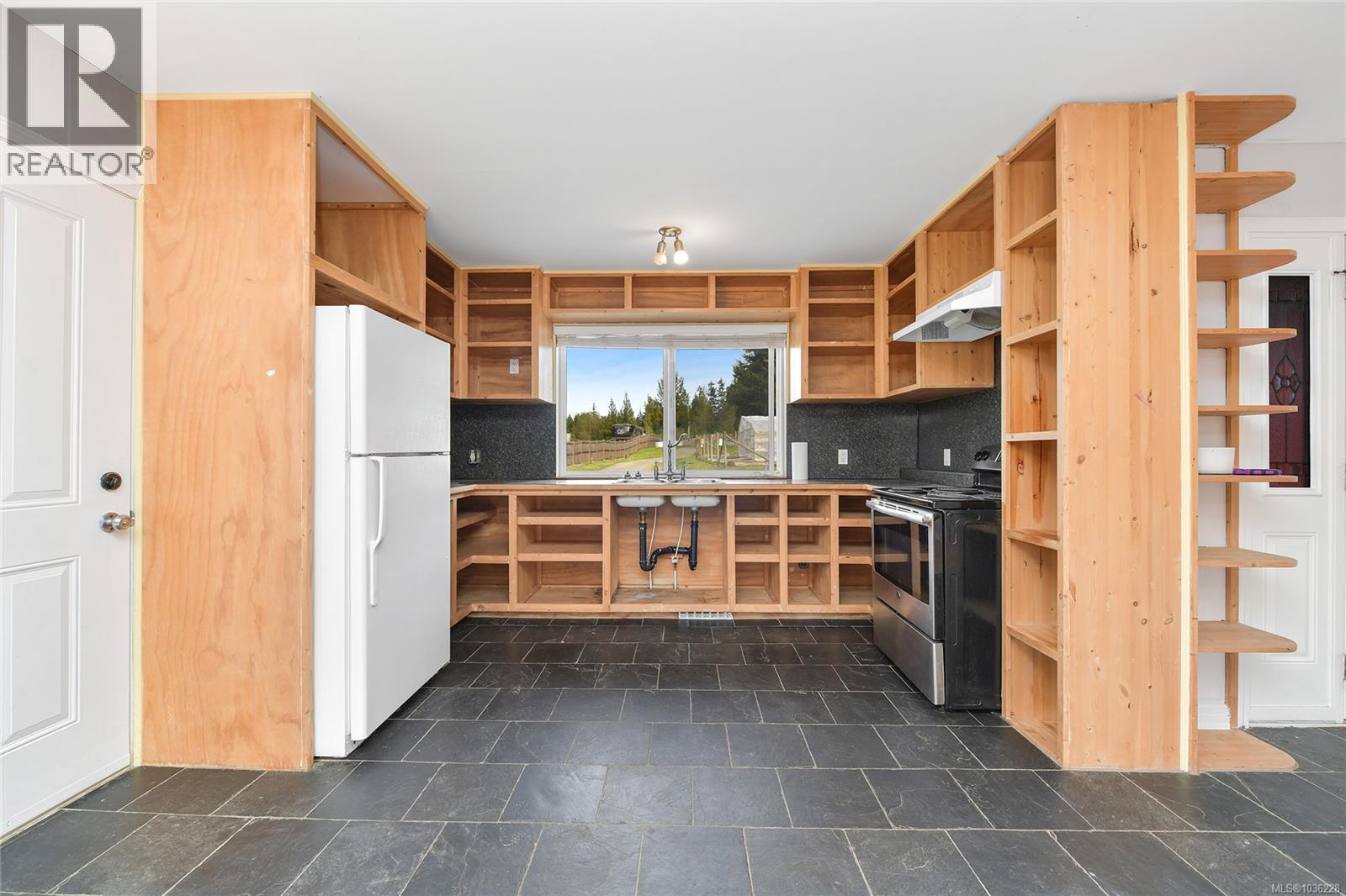  2945 Laverock Road, Shawnigan Lake