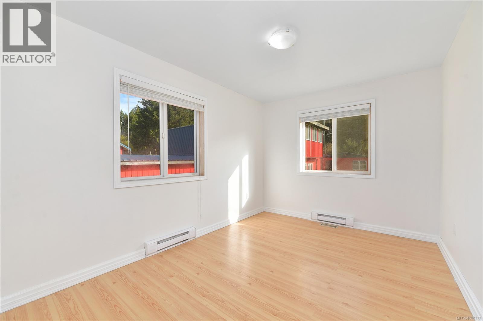 2945 Laverock Rd - 54