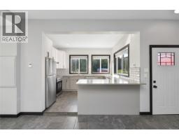 Bathroom - 2945 Laverock Rd, Shawnigan Lake, BC V8H2E4 Photo 8