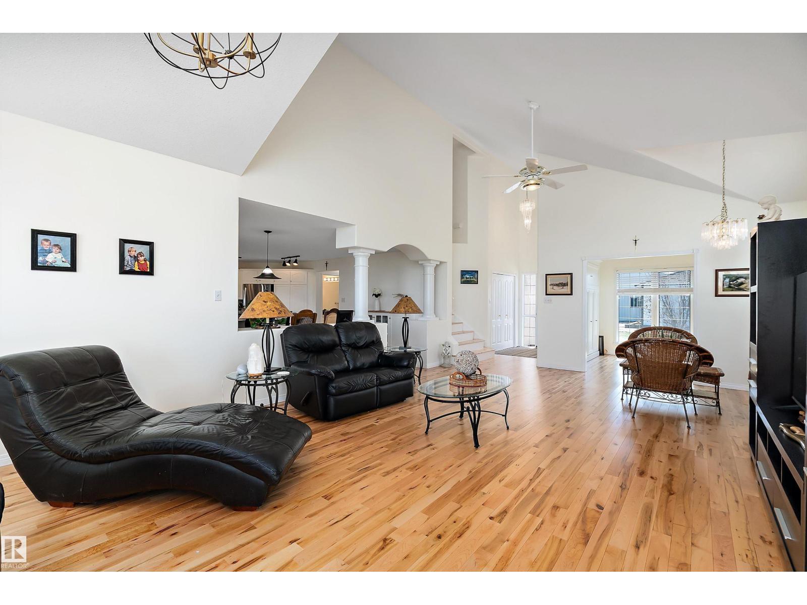 25057 TWP RD, Rural Leduc County