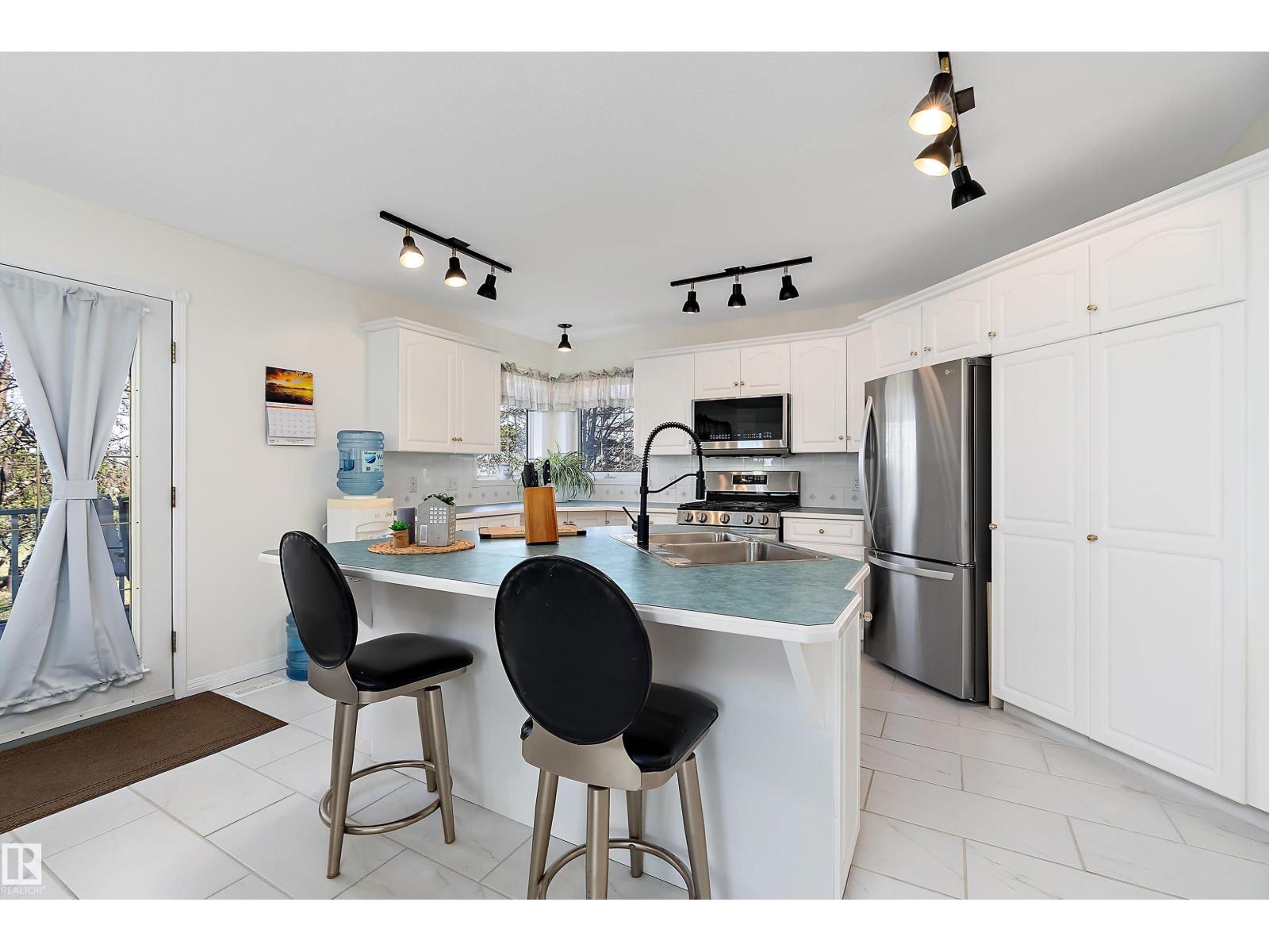 25057 TWP RD, Rural Leduc County