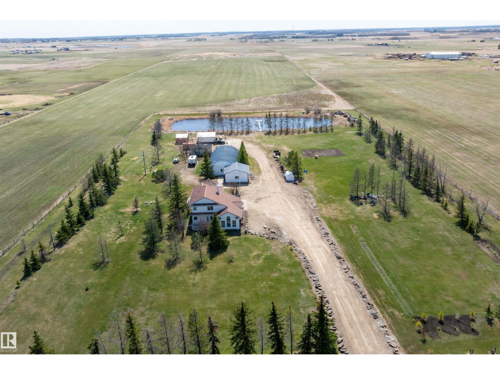 25057 TWP RD, Rural Leduc County