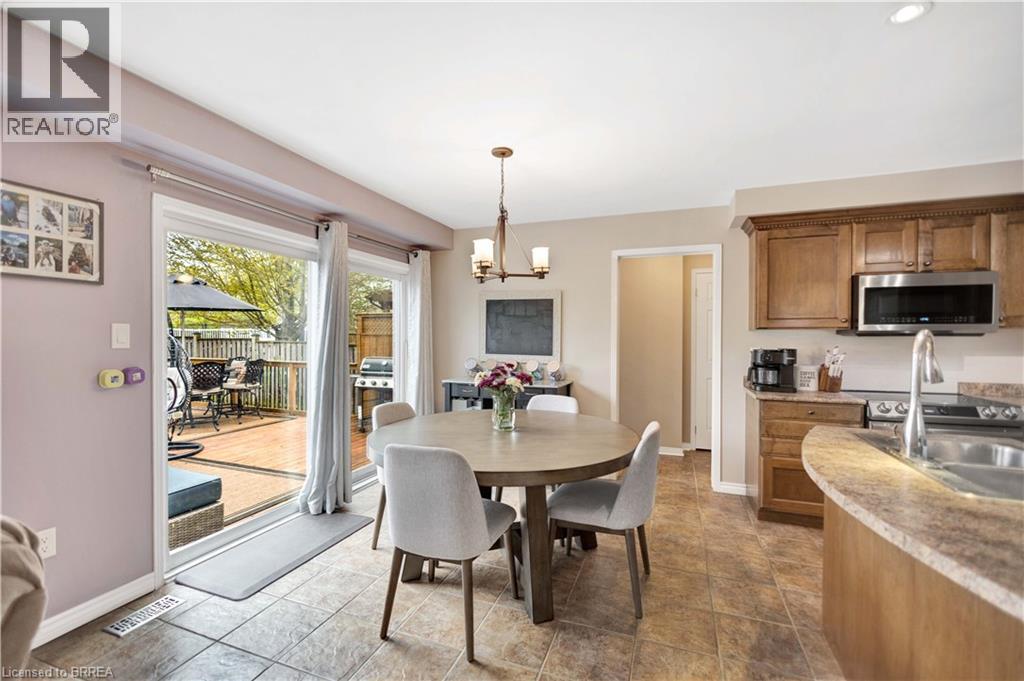 189 HUNTER Way, Brantford, Ontario, N3T0B7 — Photo 9