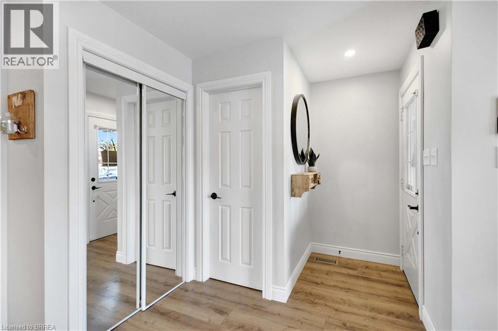 35 GAYDON Way, Brantford, Ontario, N3T6P7 — Photo 5