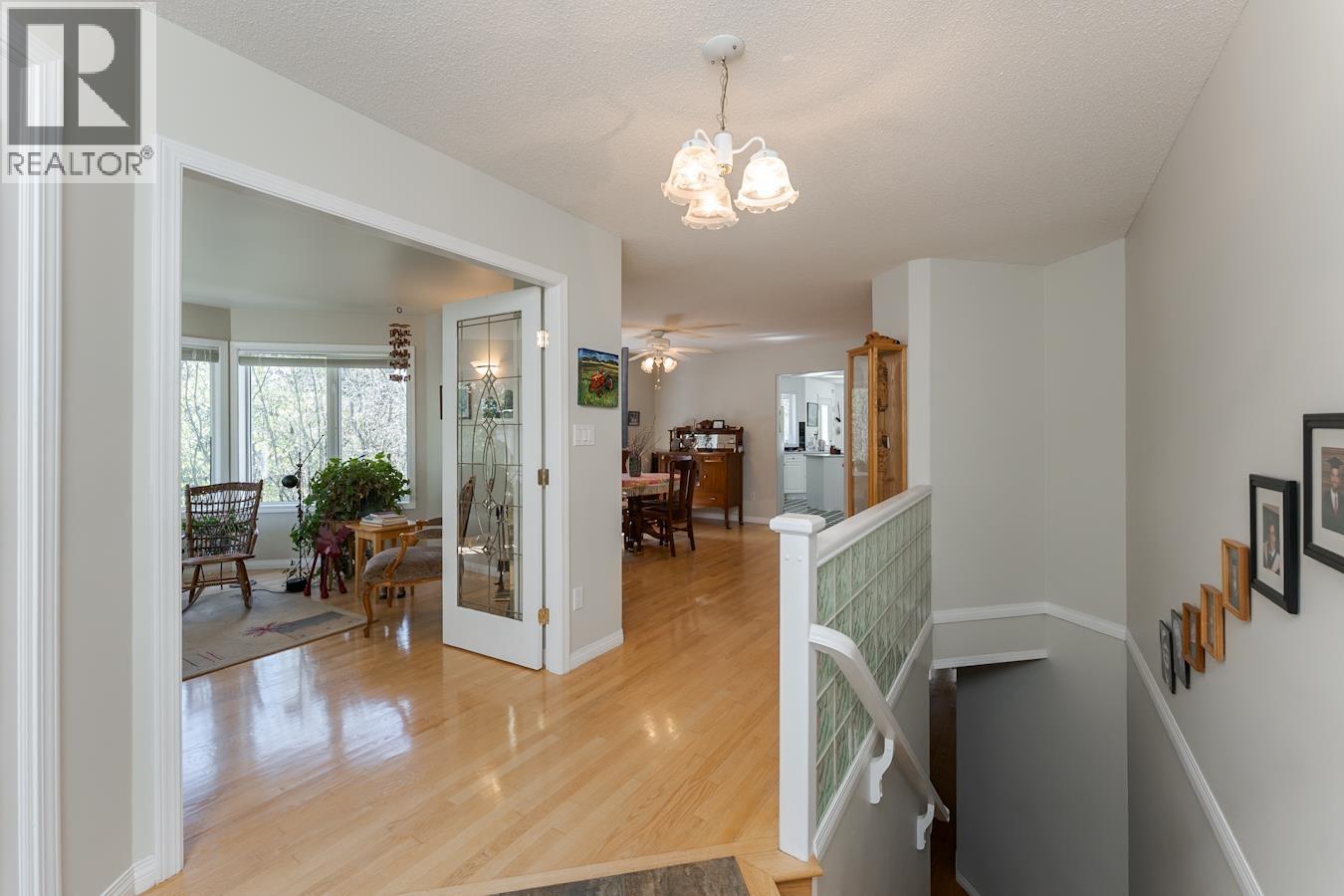 Photo 9 of 41 — 4069 EVA PLACE · Prince George, BC