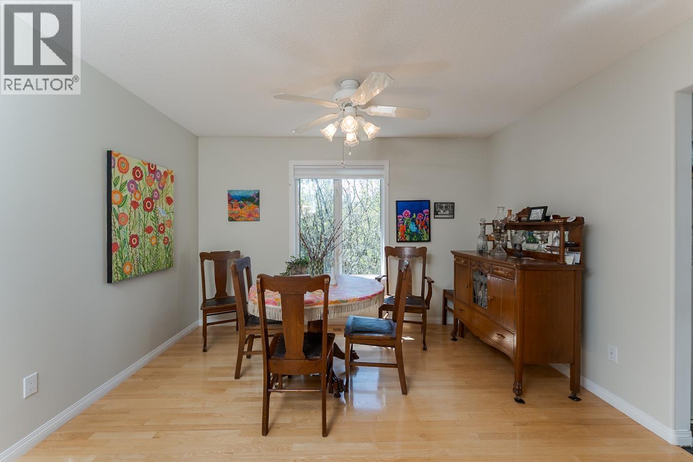 Photo 10 of 41 — 4069 EVA PLACE · Prince George, BC