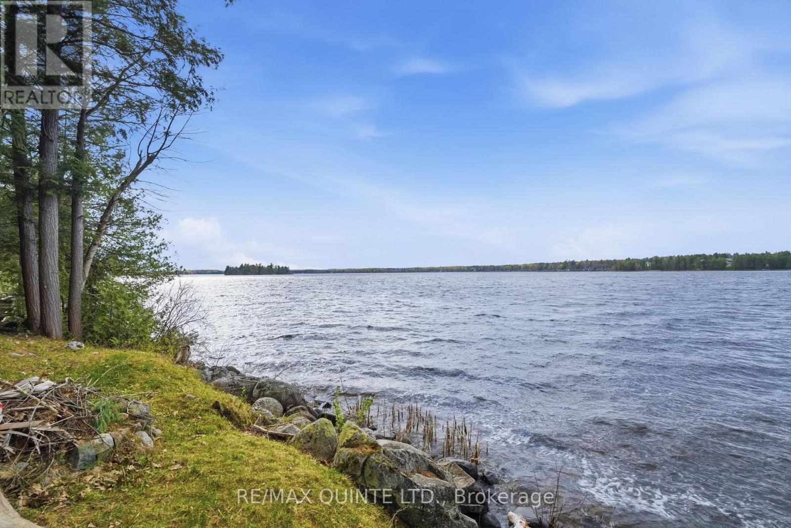 165 RETRIEVER LANE - 24