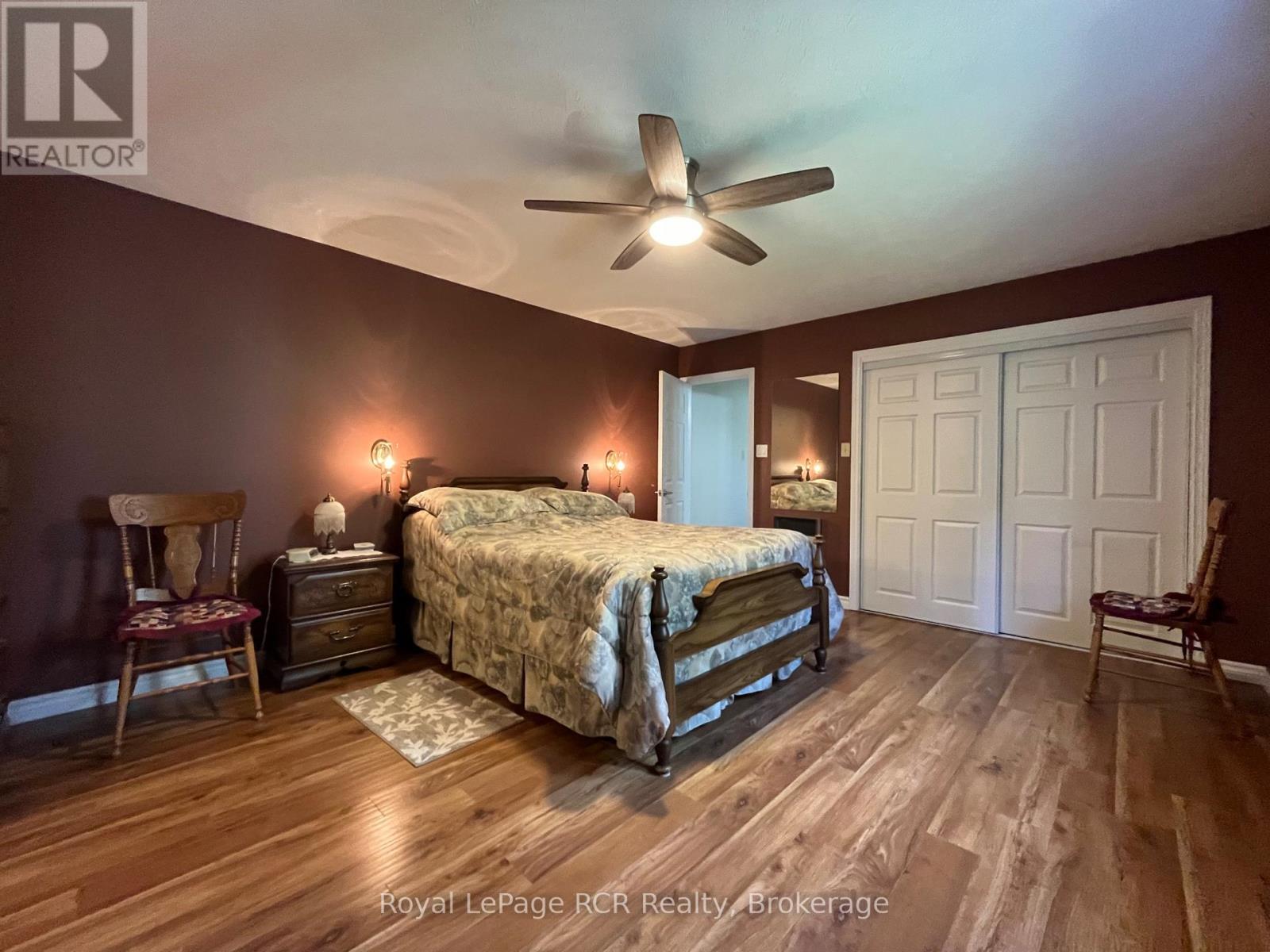 11 GRAHAM CRESCENT - 30