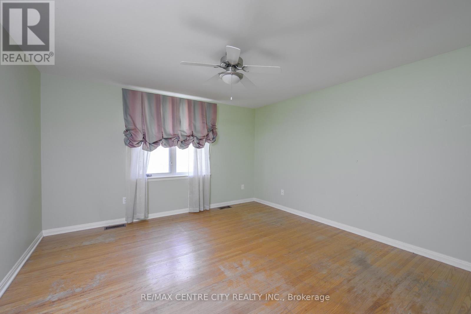 42 ANNADALE DRIVE - 24