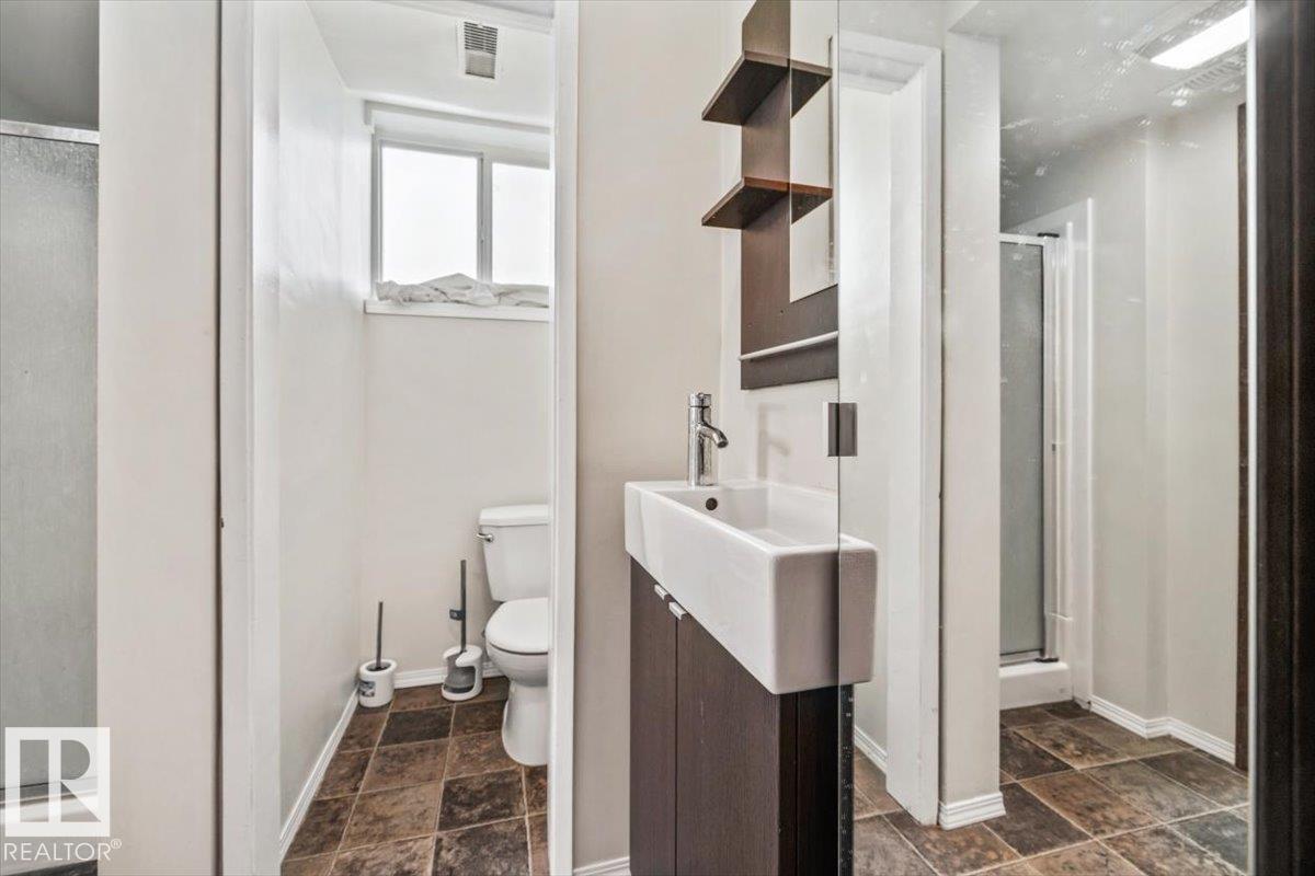 9828 79 ST NW, Edmonton