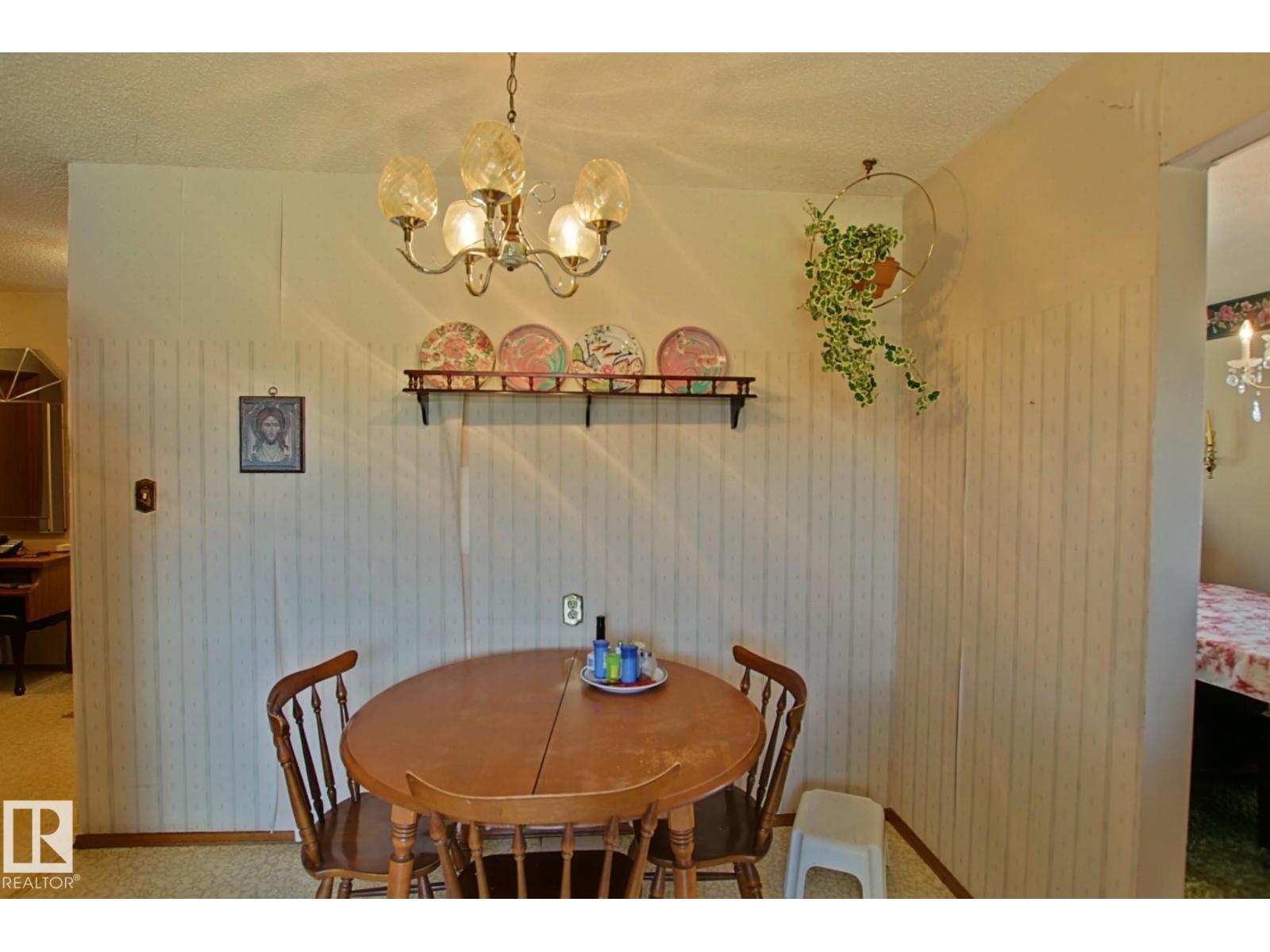 3539 104 ST NW, Edmonton