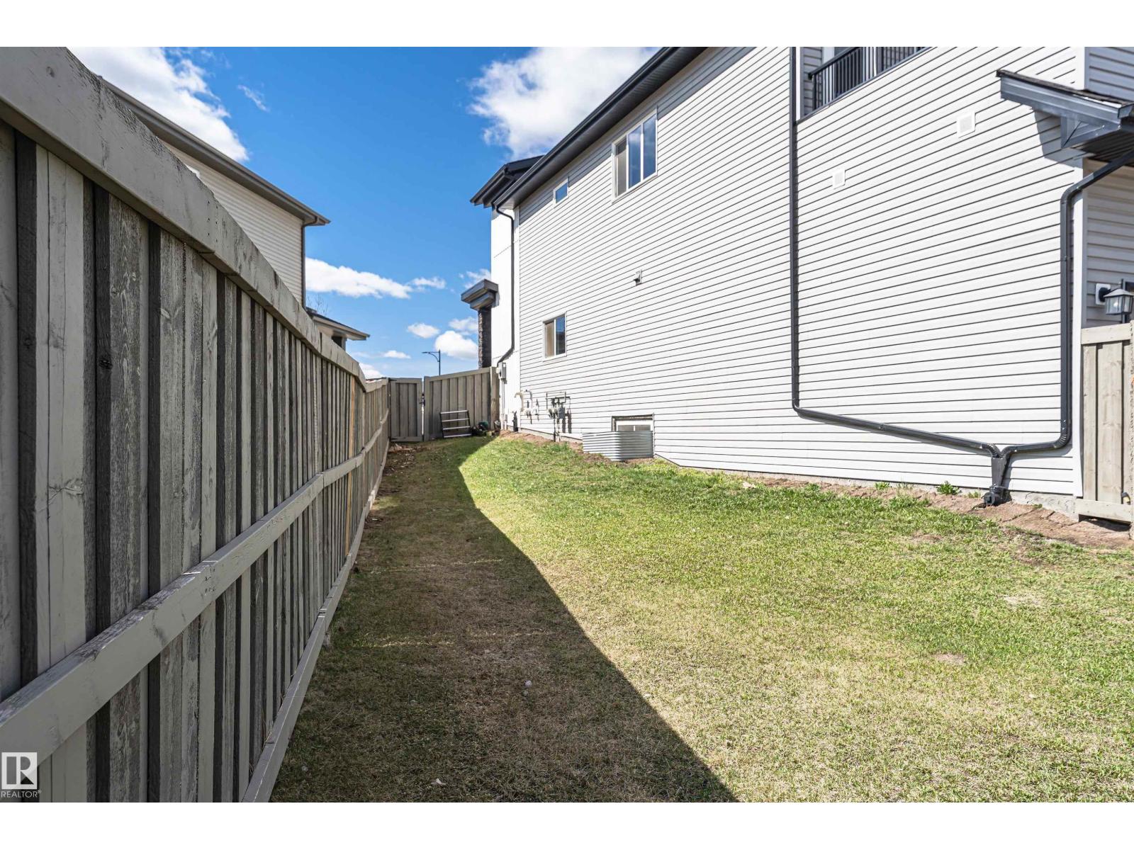 4452 ANNETT CM SW, Edmonton