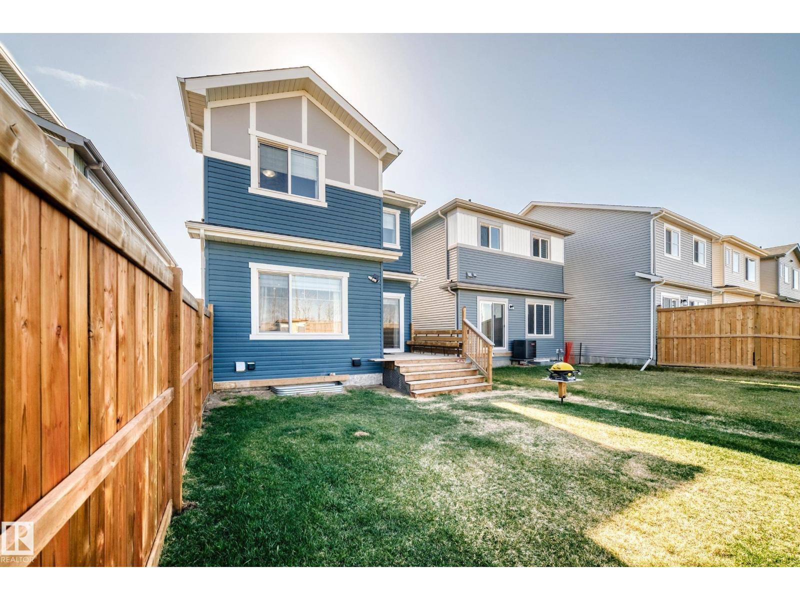 143 LARCH CR - 14
