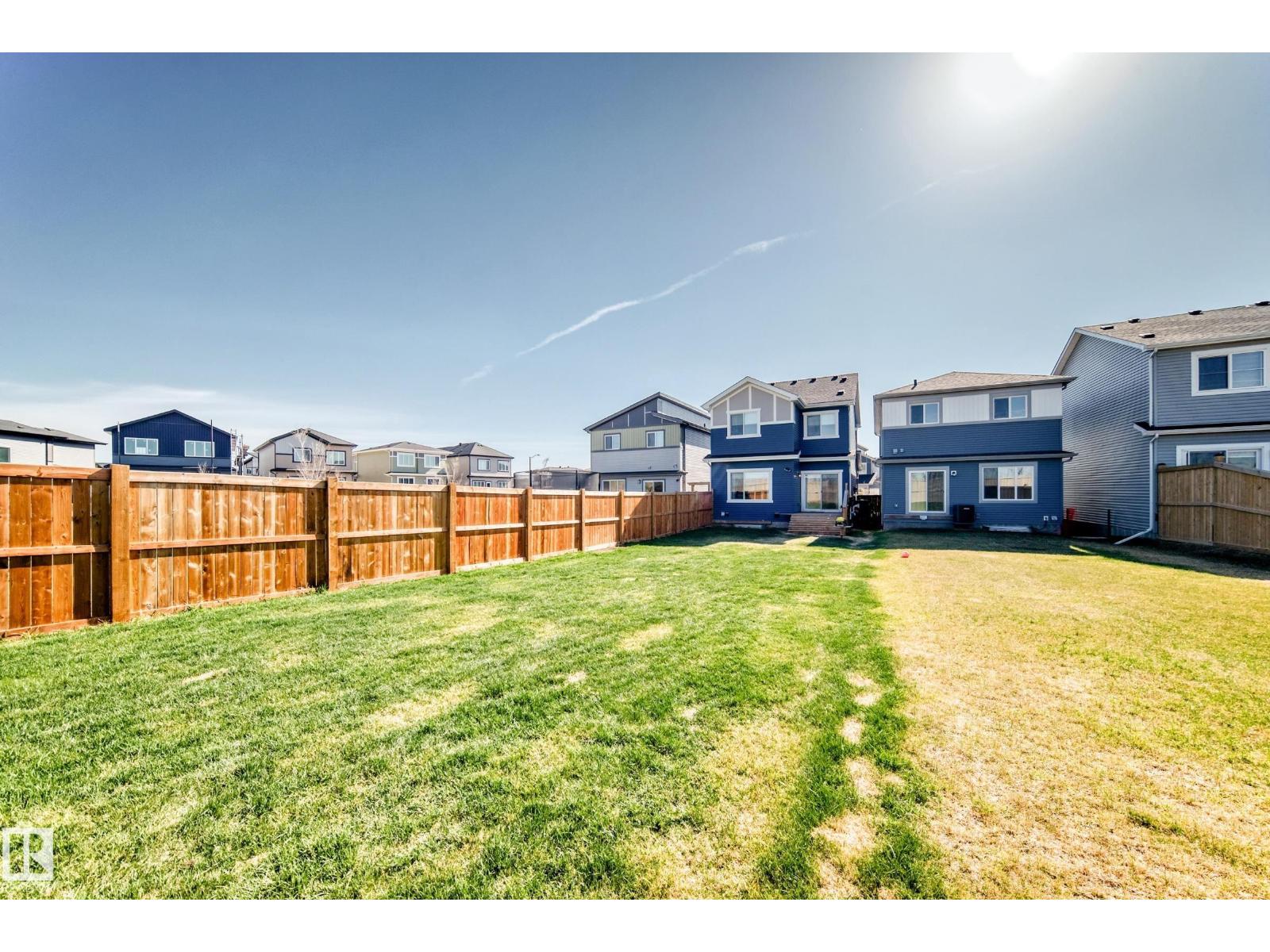143 LARCH CR - 45