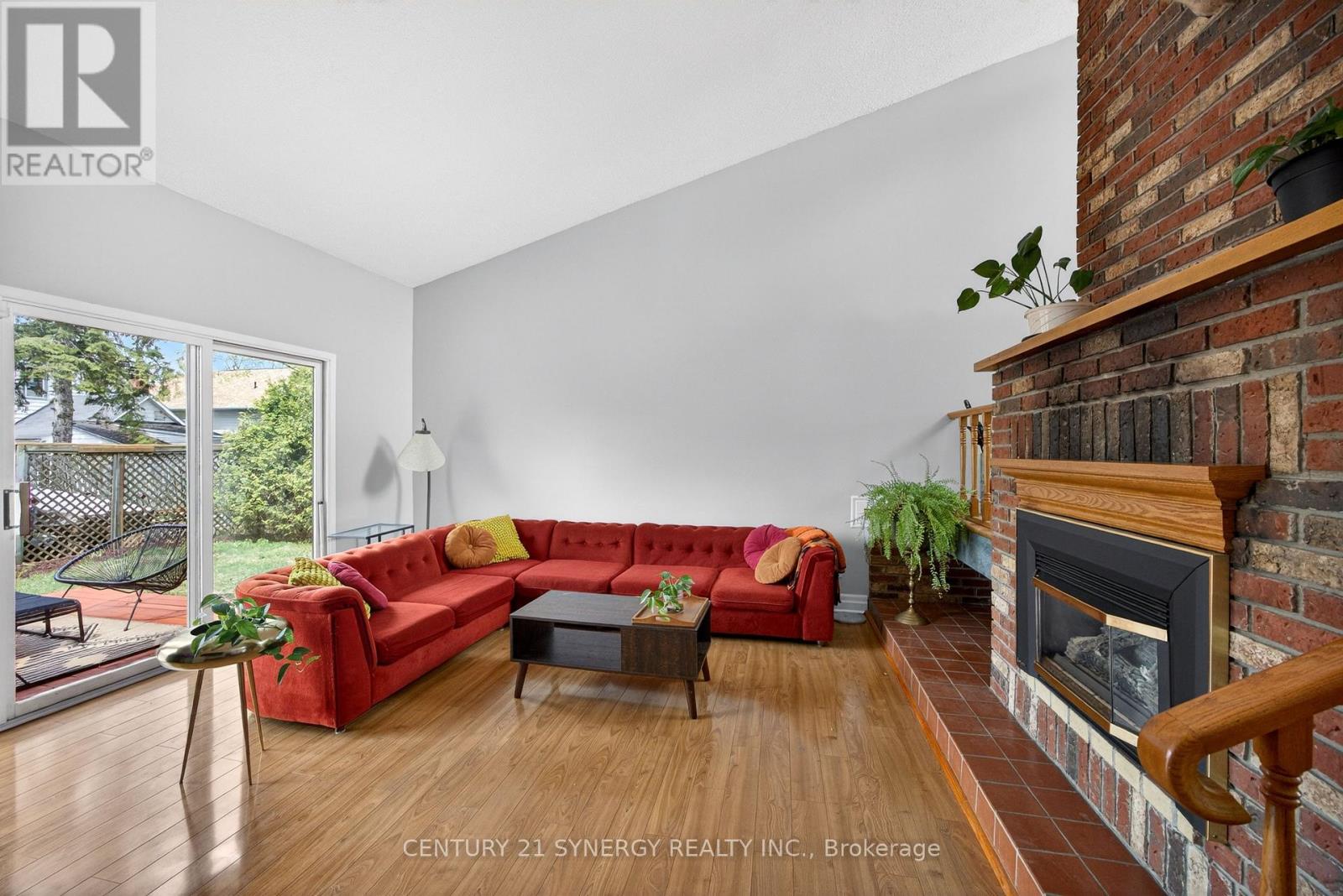 171 PETER STREET - 13
