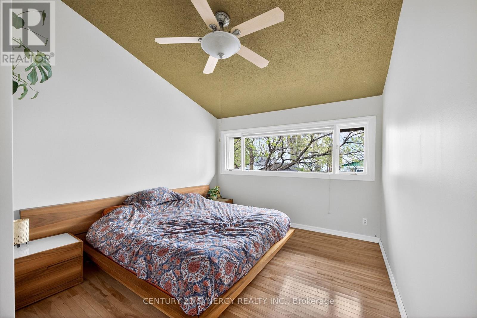 171 PETER STREET - 19