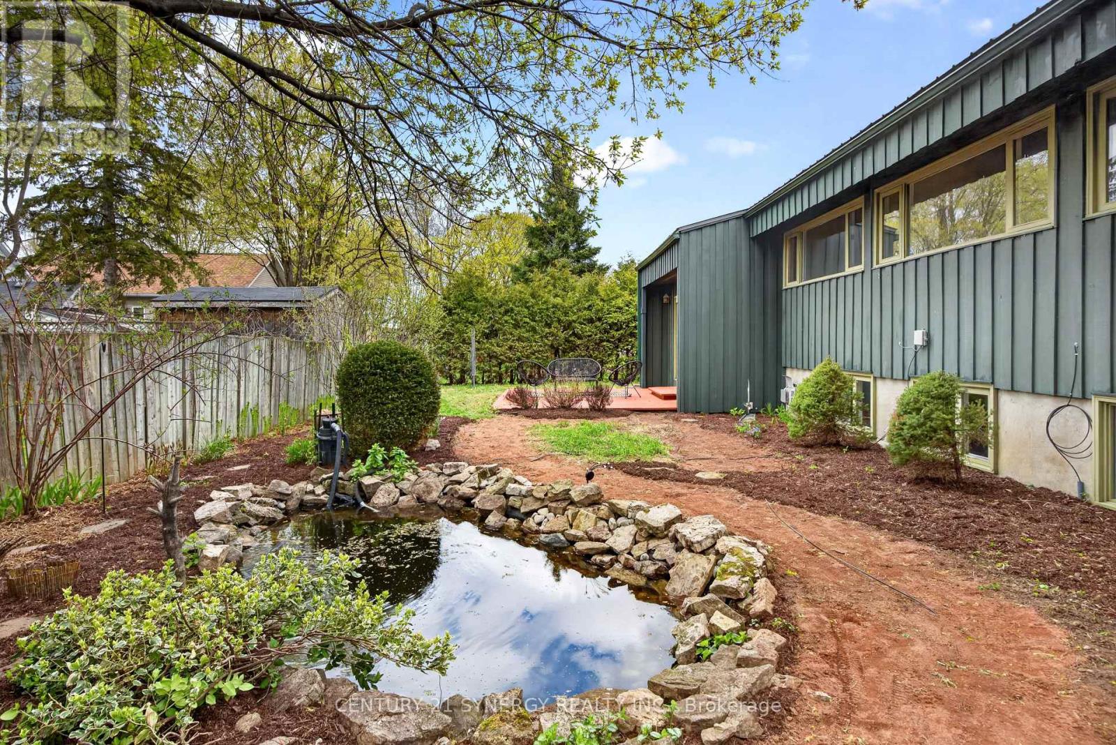 171 PETER STREET - 6