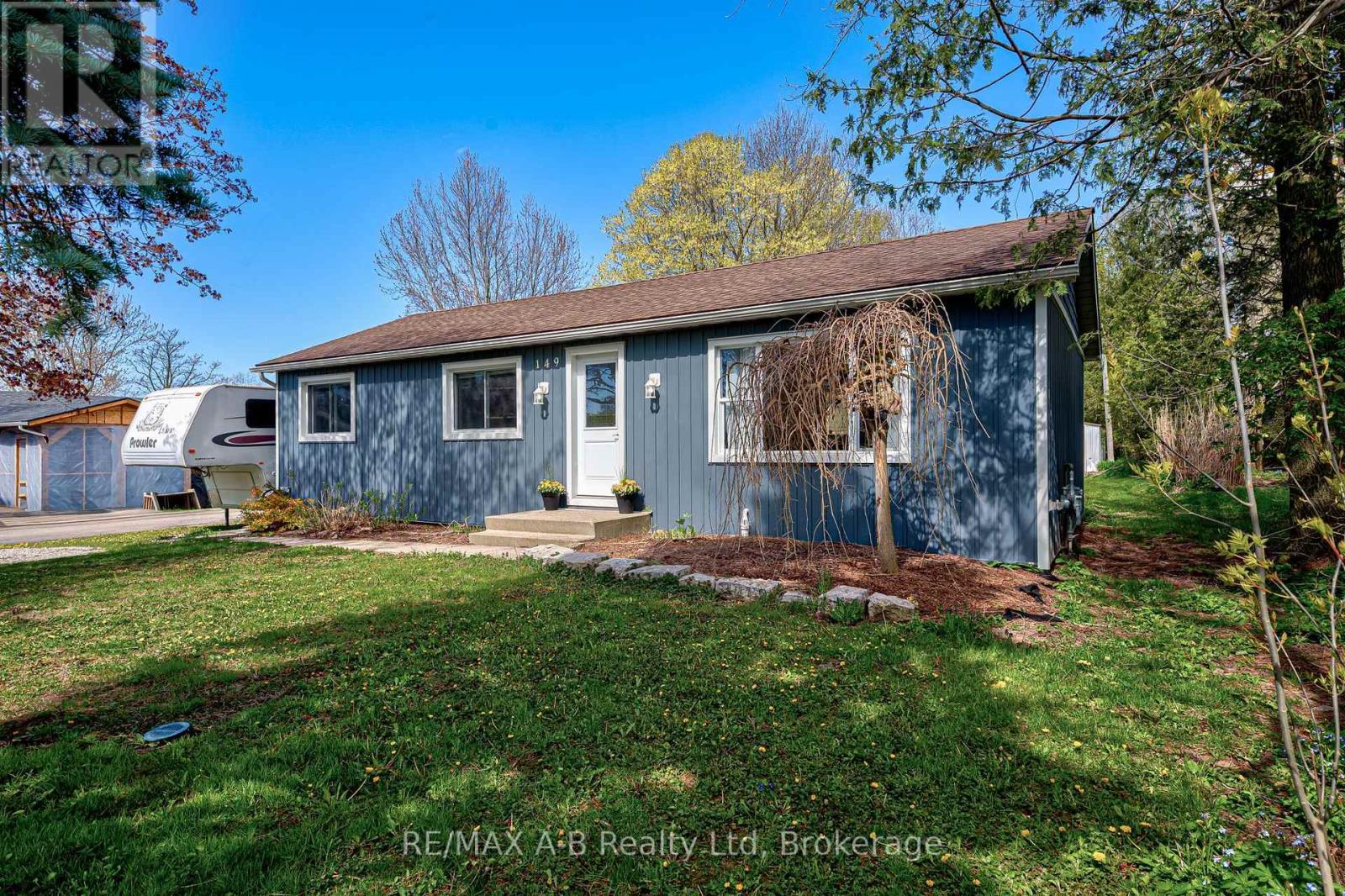 149 ISABELLA STREET - 1