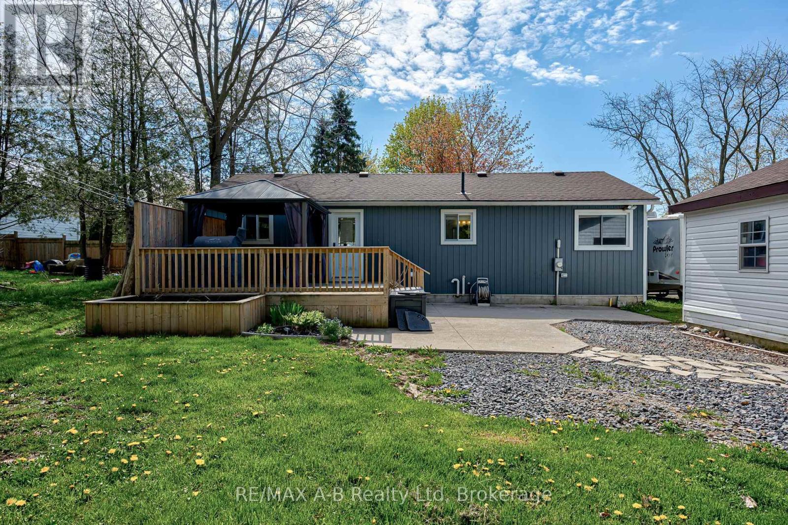 149 ISABELLA STREET - 27