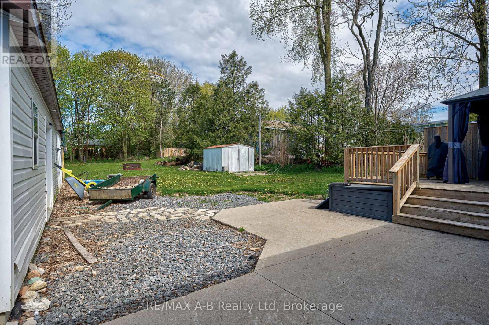 149 ISABELLA STREET - 33