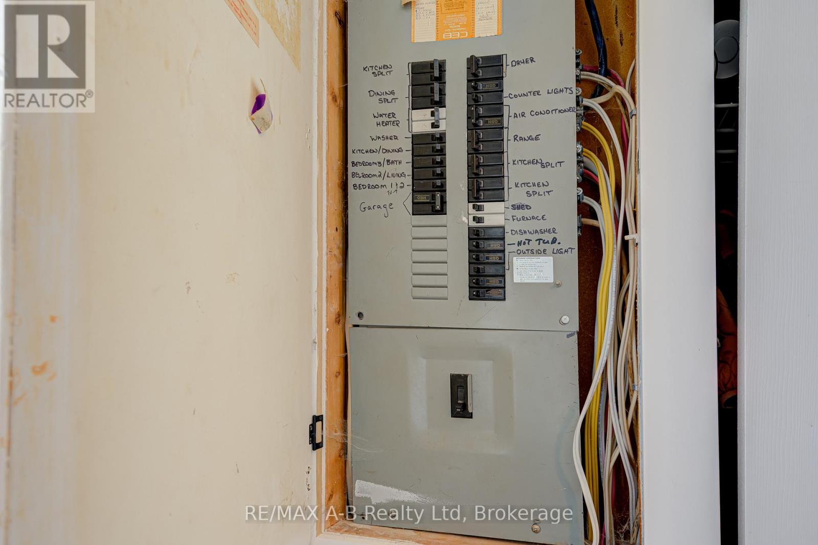 149 ISABELLA STREET - 42
