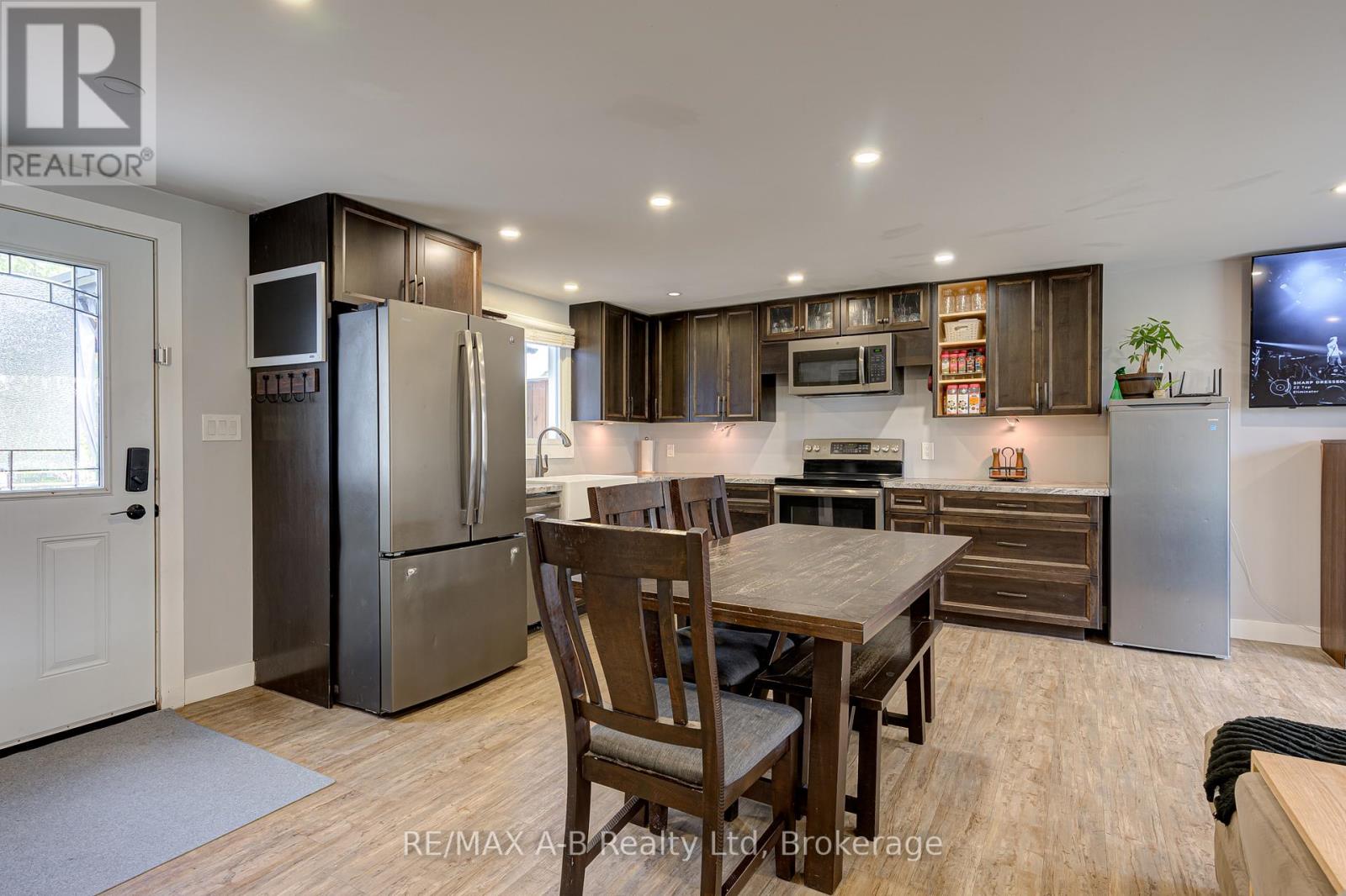 149 ISABELLA STREET - 8