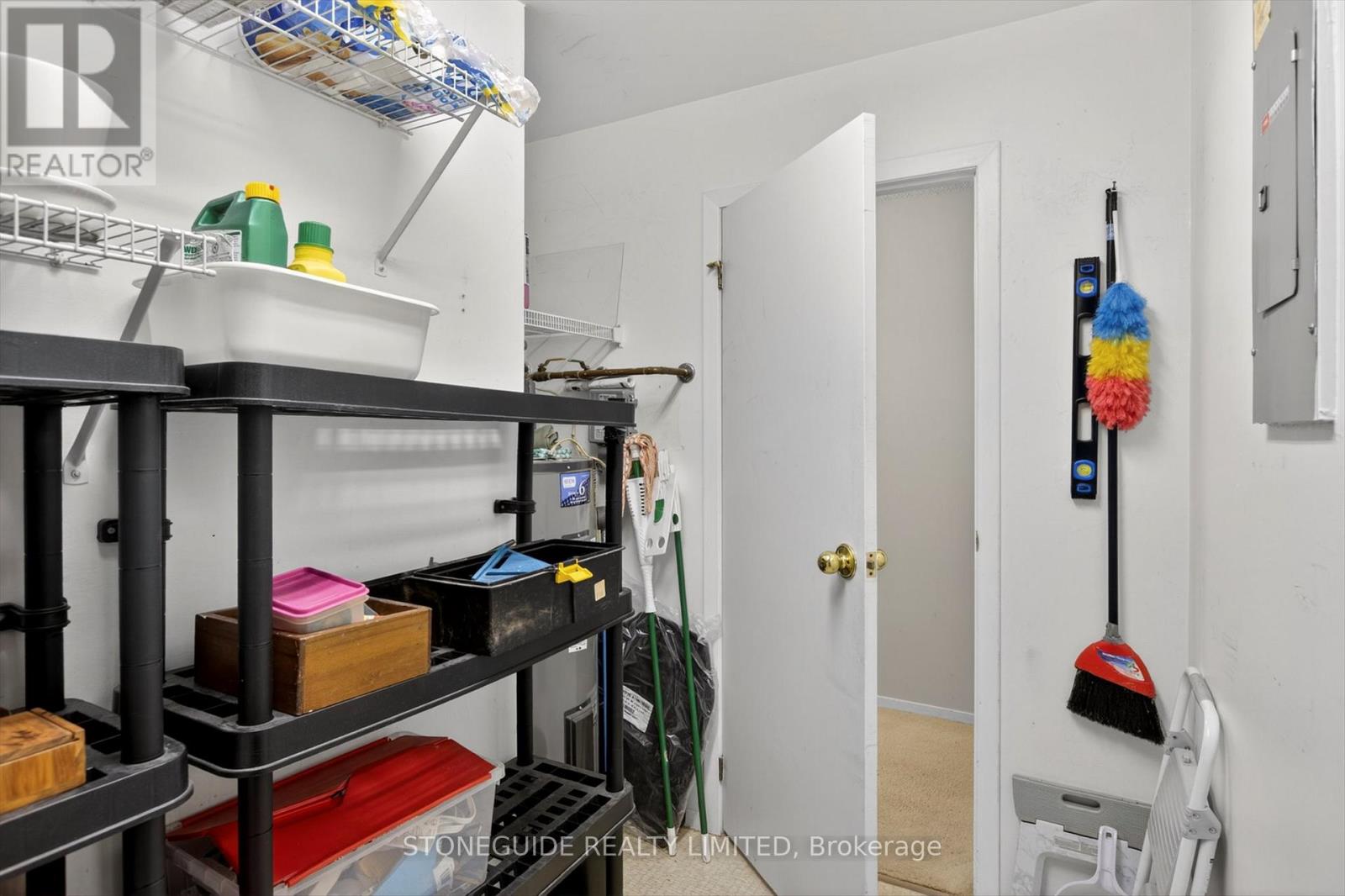 #10 963 ARMOUR ROAD - 31