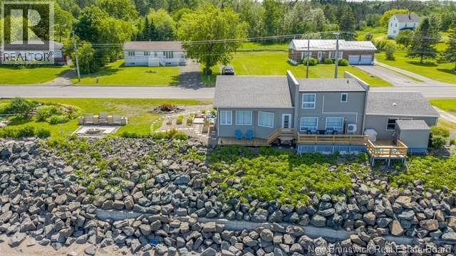 183 Chaleur Street - 43