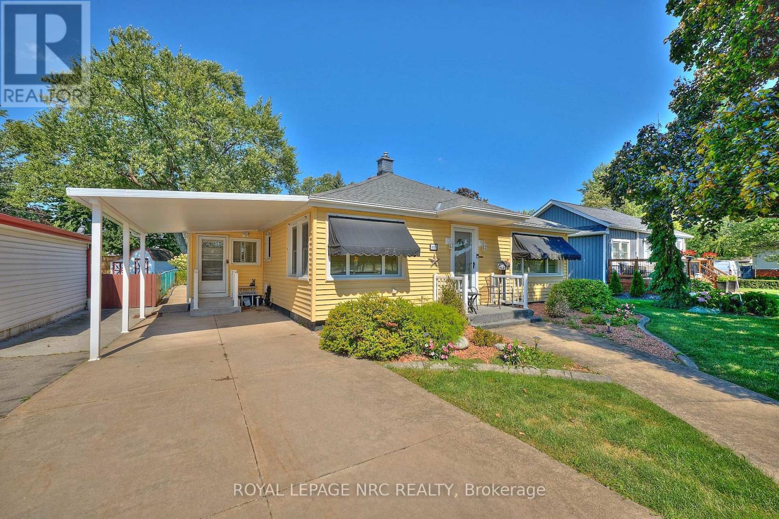 4013 WELLAND STREET - 40