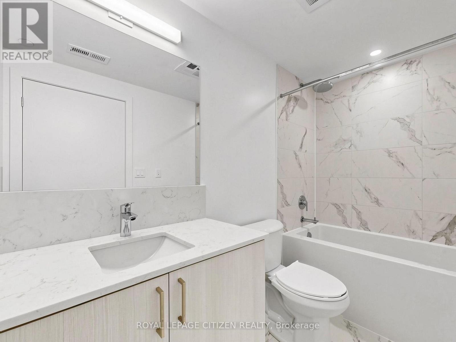 #814 1005 DUNDAS STREET - 18