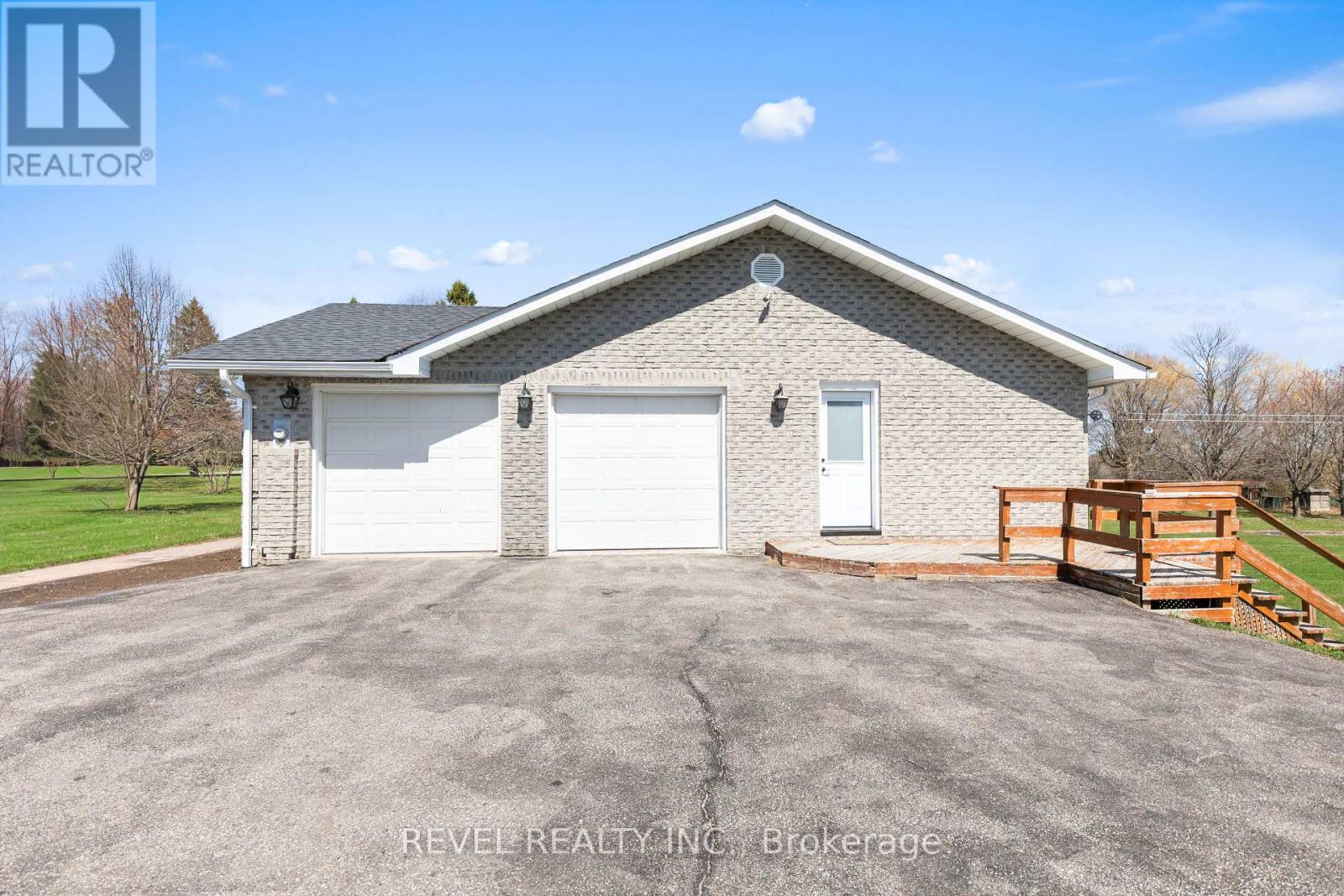 30 CASTLE HARBOUR DRIVE - Image 3