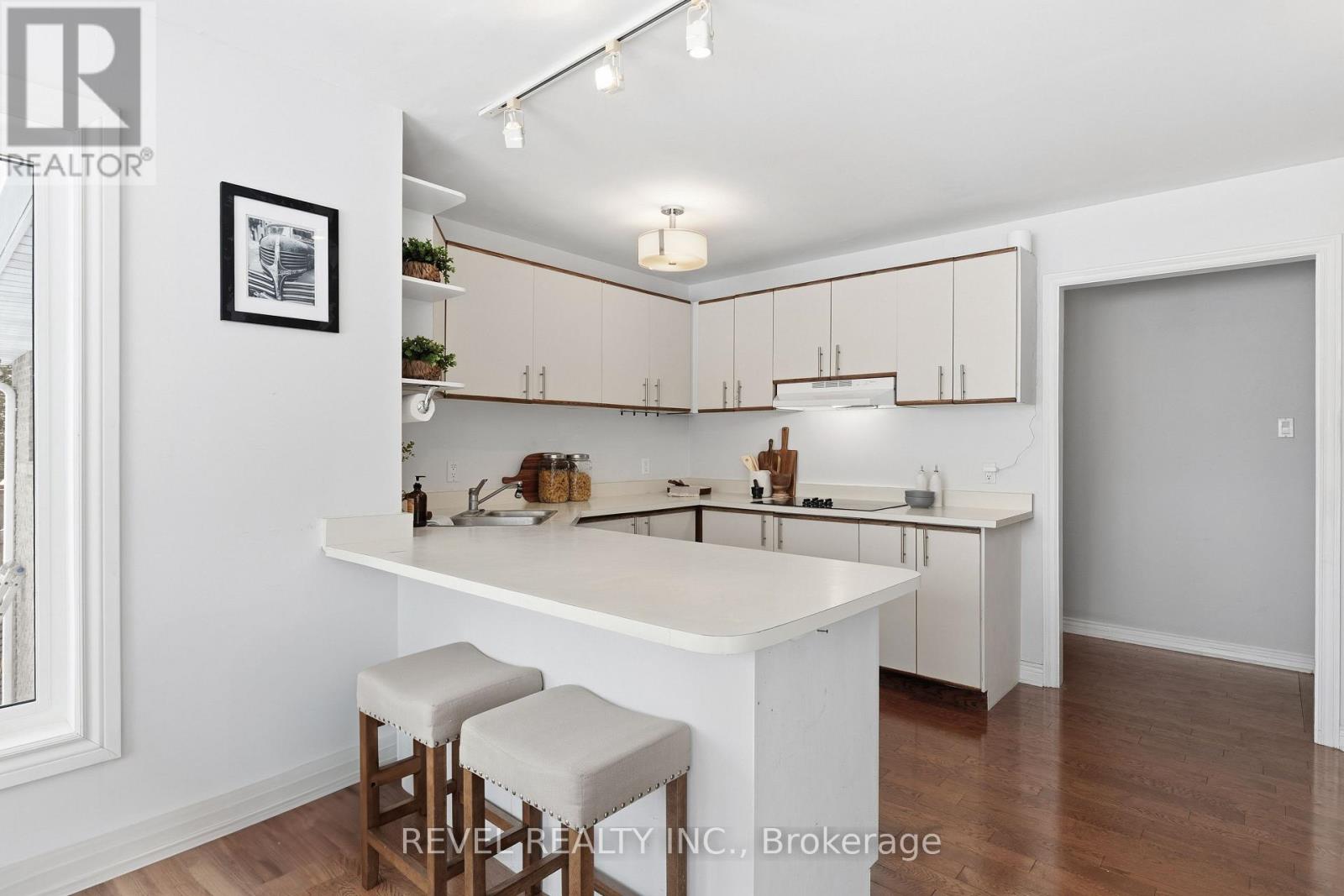 30 CASTLE HARBOUR DRIVE - 7