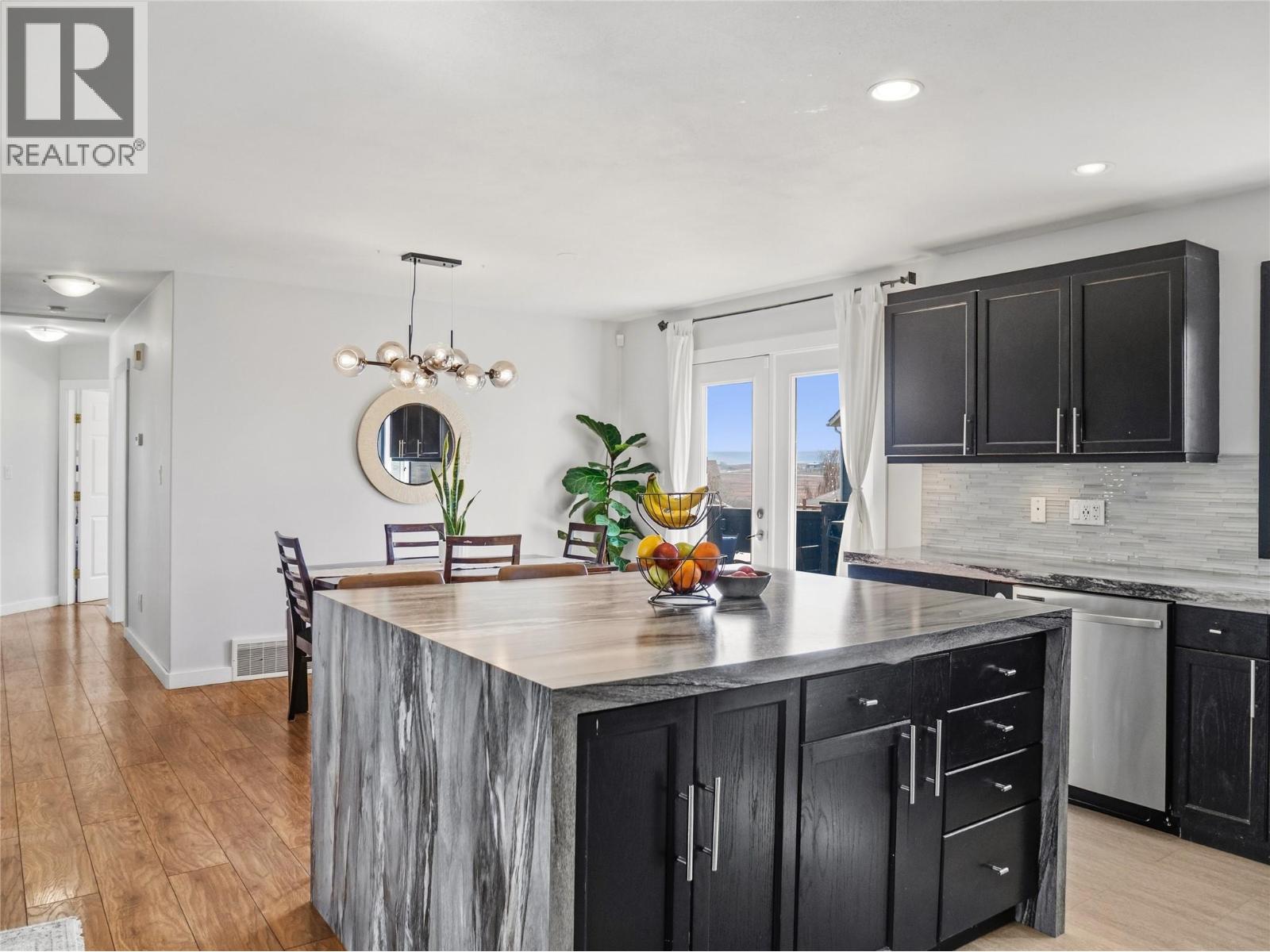 9101 19 Street - 5