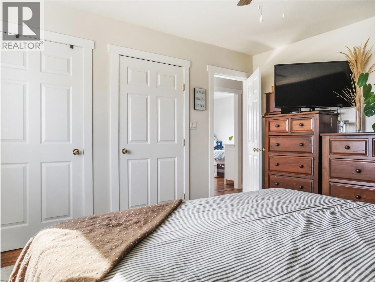 9101 19 Street - 26