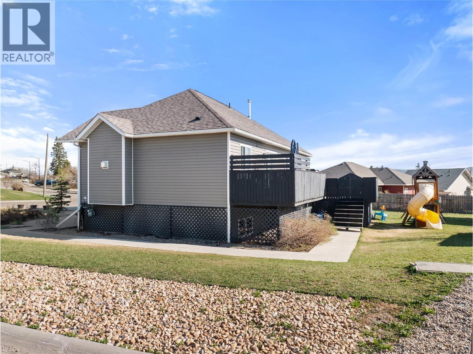 9101 19 Street - 48