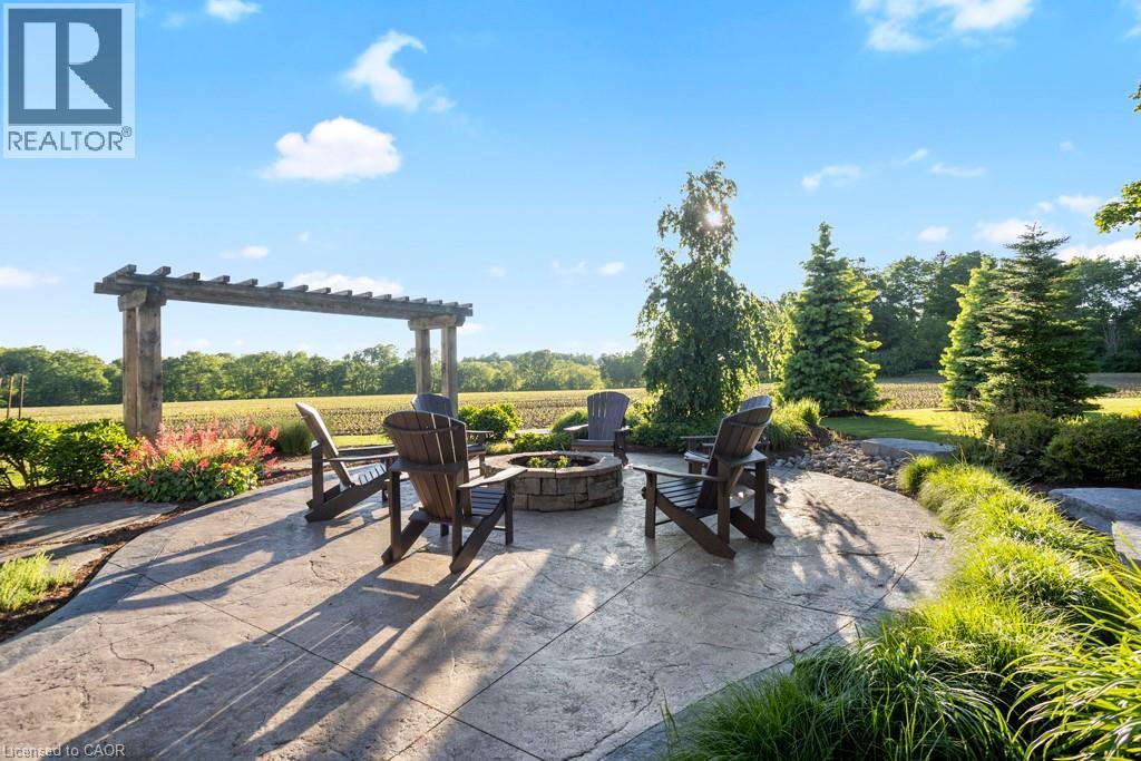 825946 TOWNSHIP ROAD 8 - 44