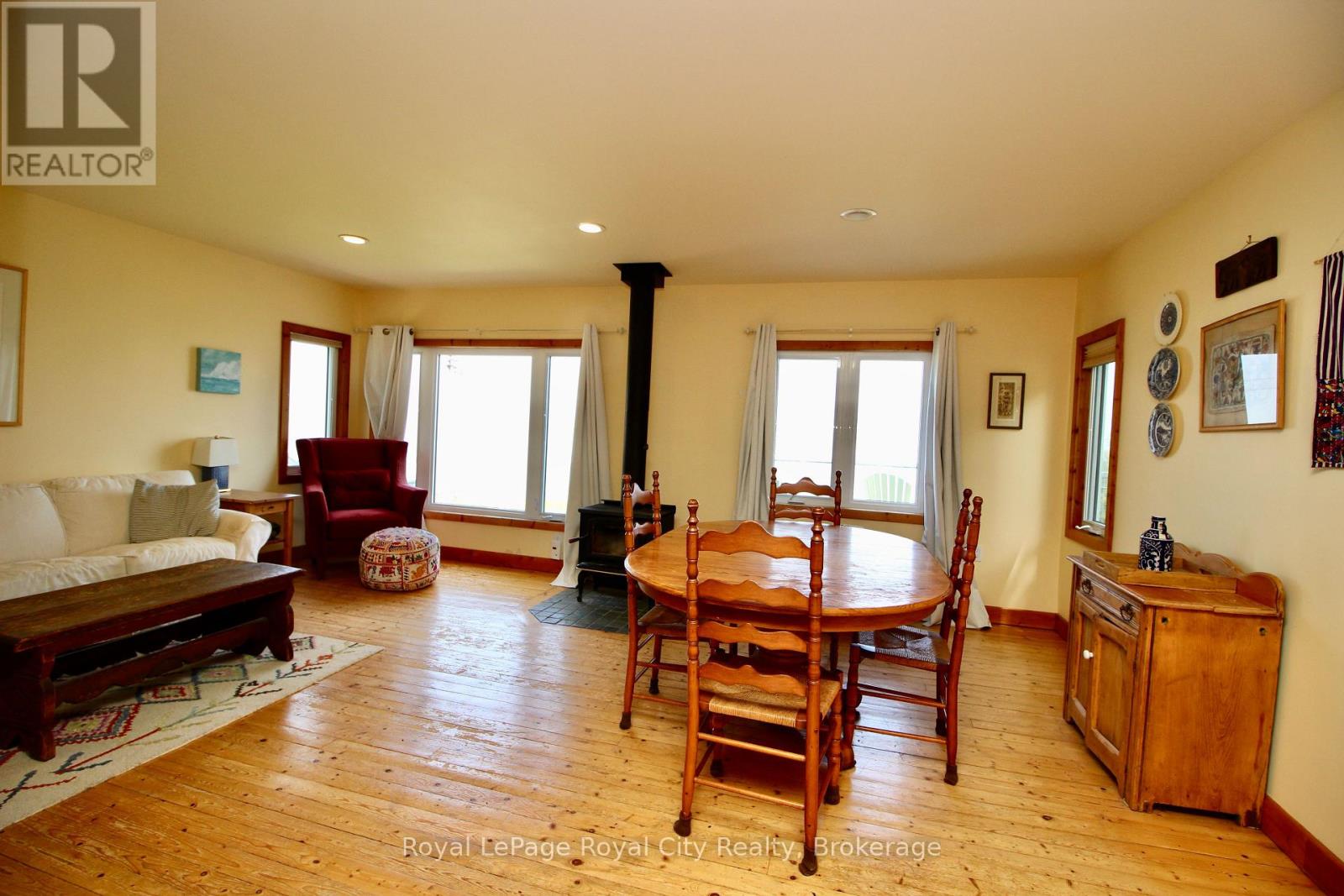 14 DOCK LANE - 15