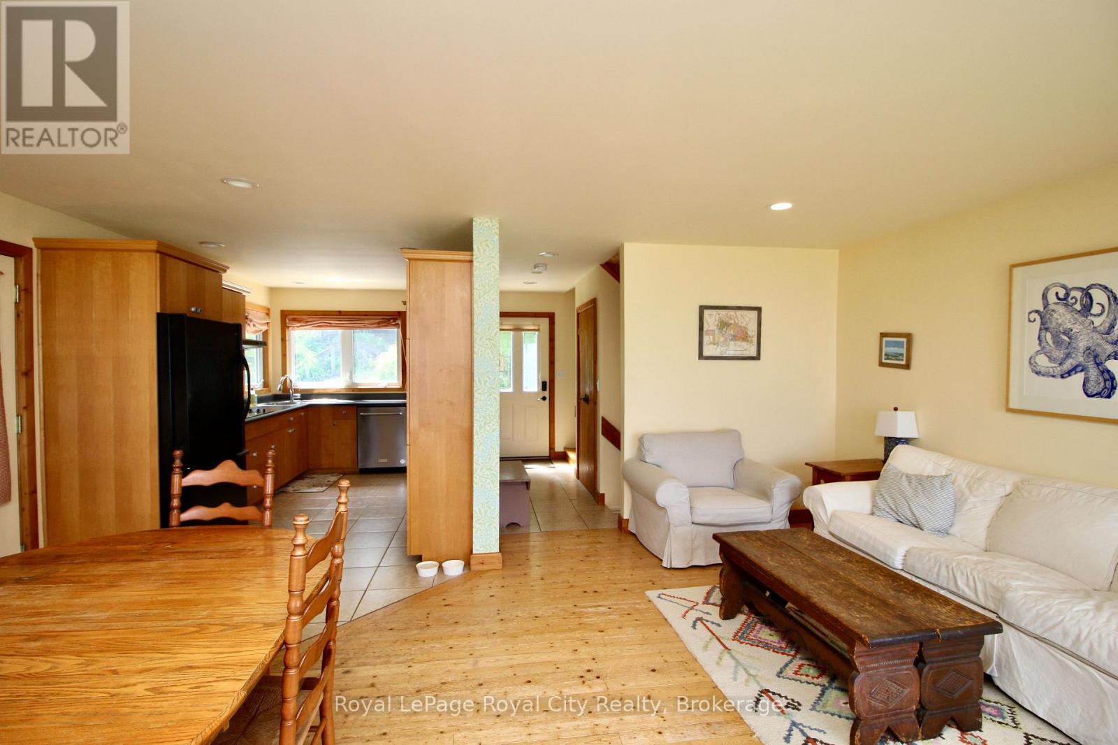14 DOCK LANE - 16