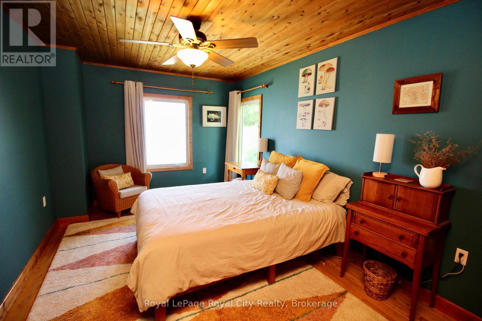 14 DOCK LANE - 23
