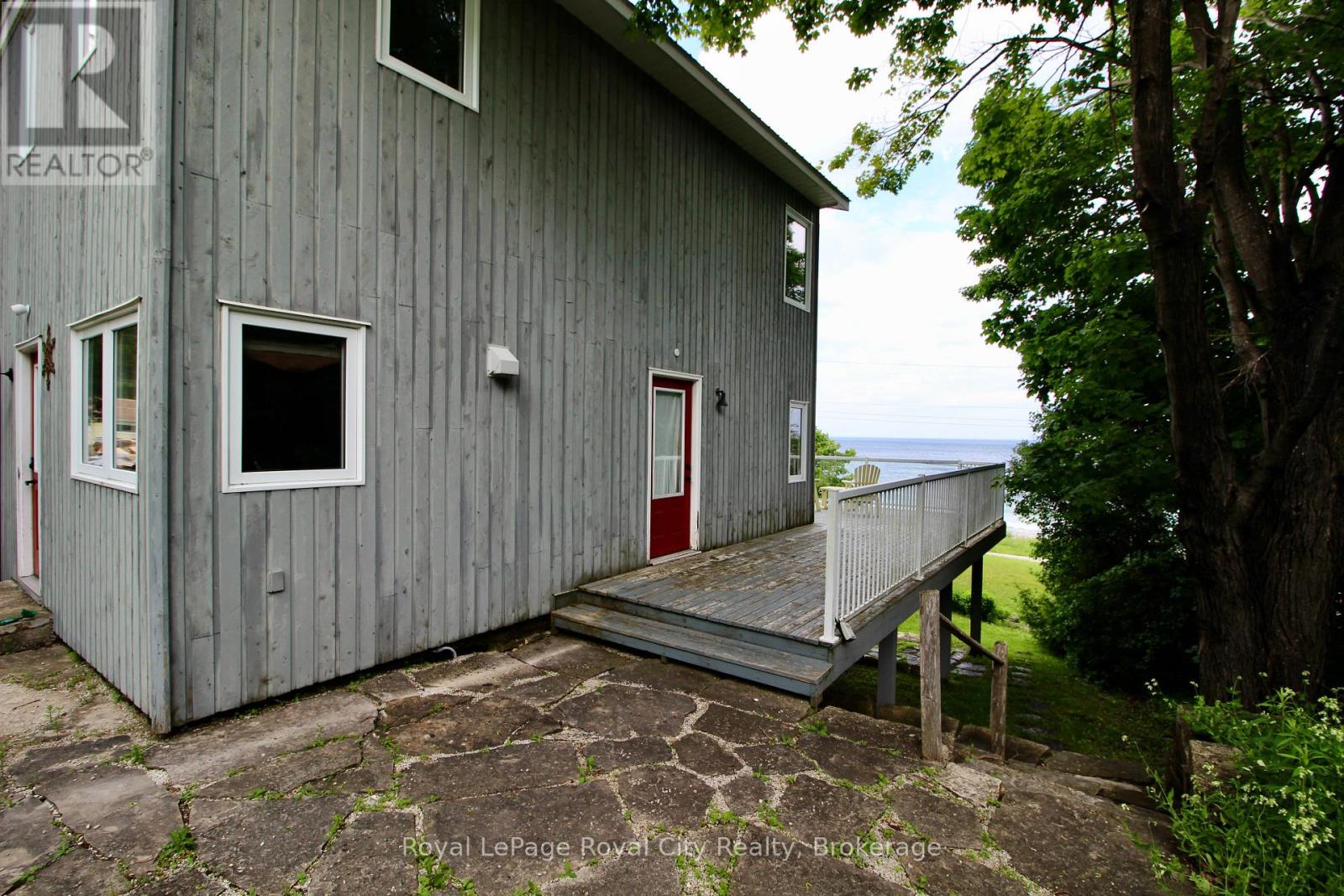 14 DOCK LANE - Image 3