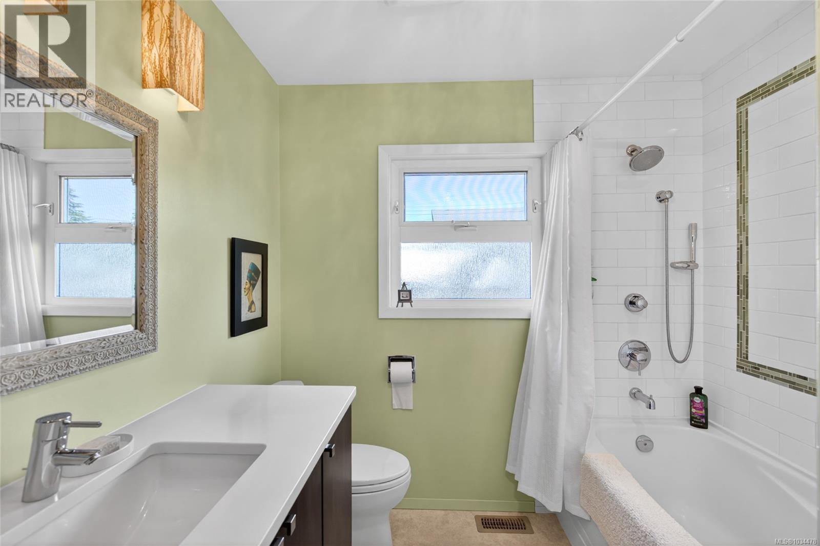 3945 Exton St - 16