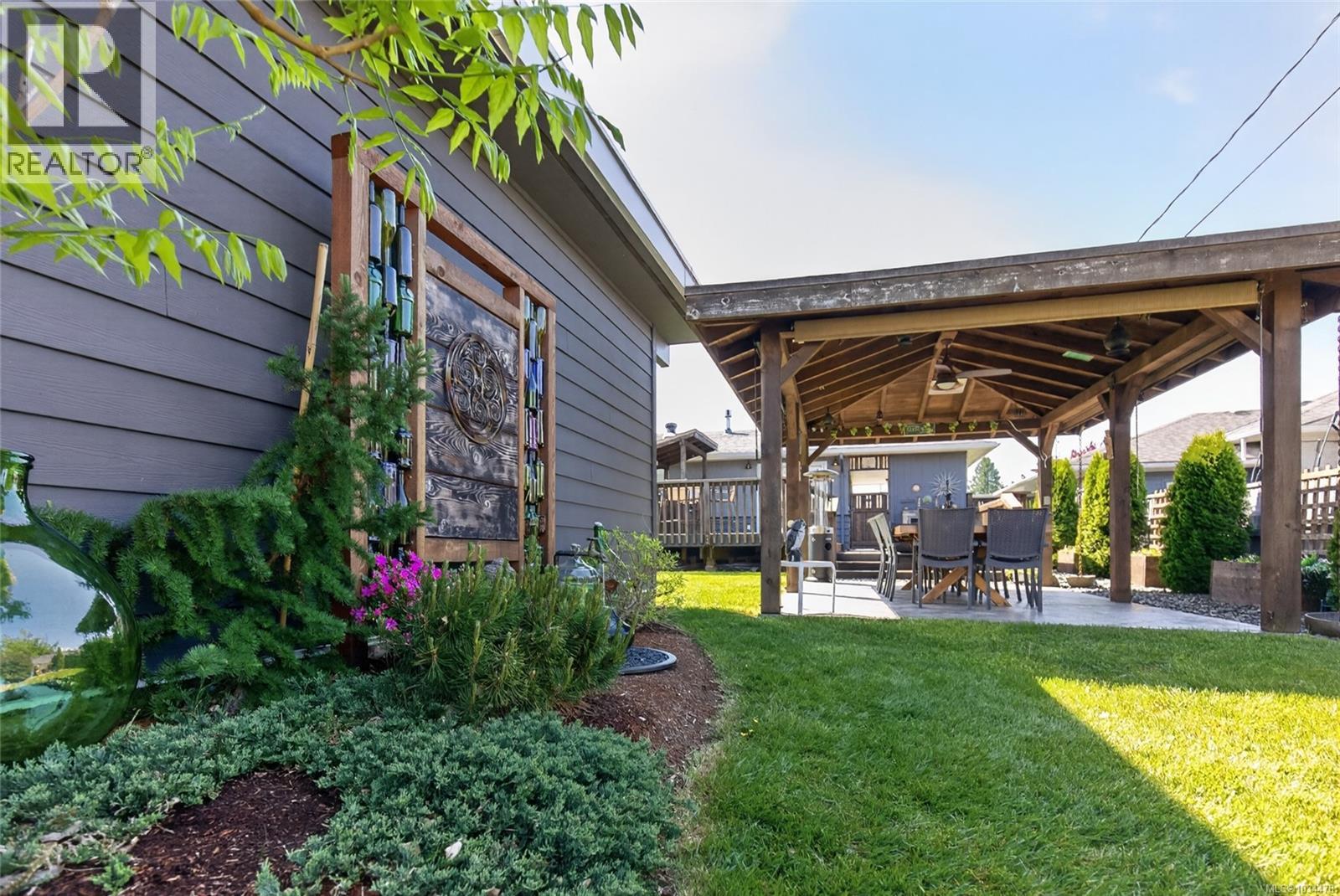 3945 Exton St - 40