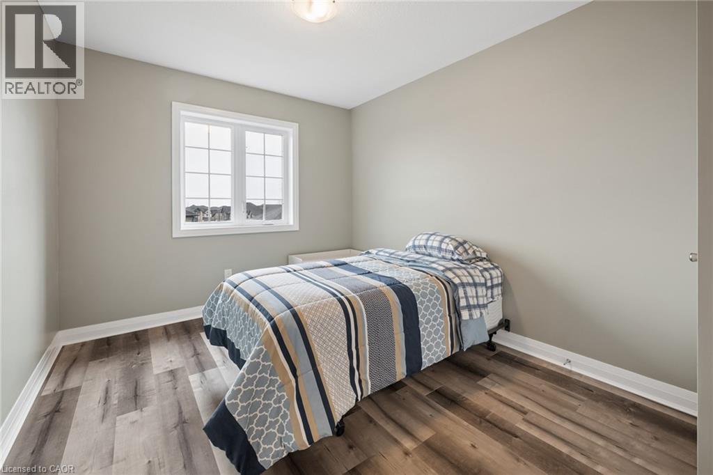 54 BANK SWALLOW Crescent, Kitchener, Ontario, N2P0J7 — Photo 36