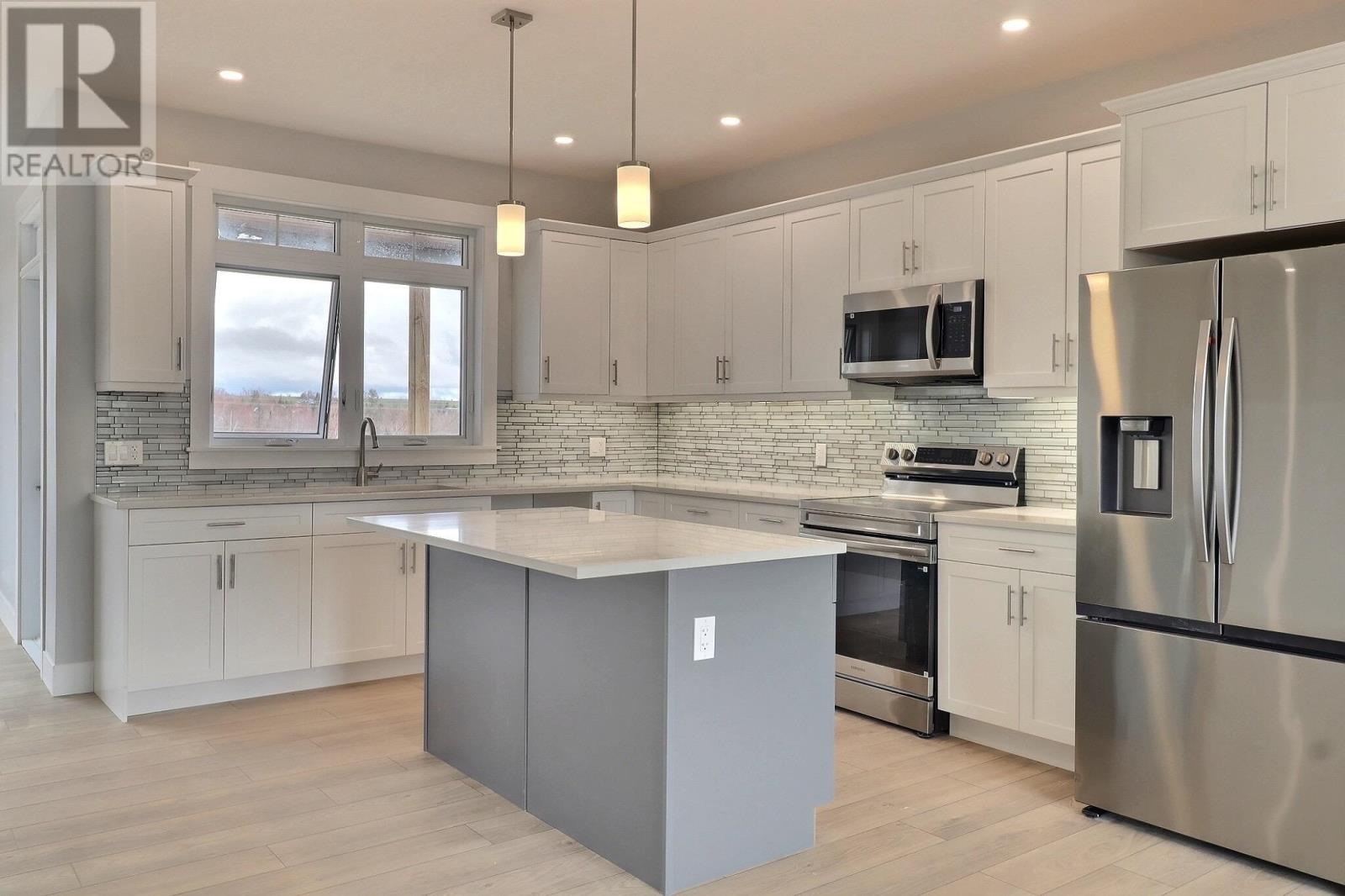 7 East Bay Drive - 7