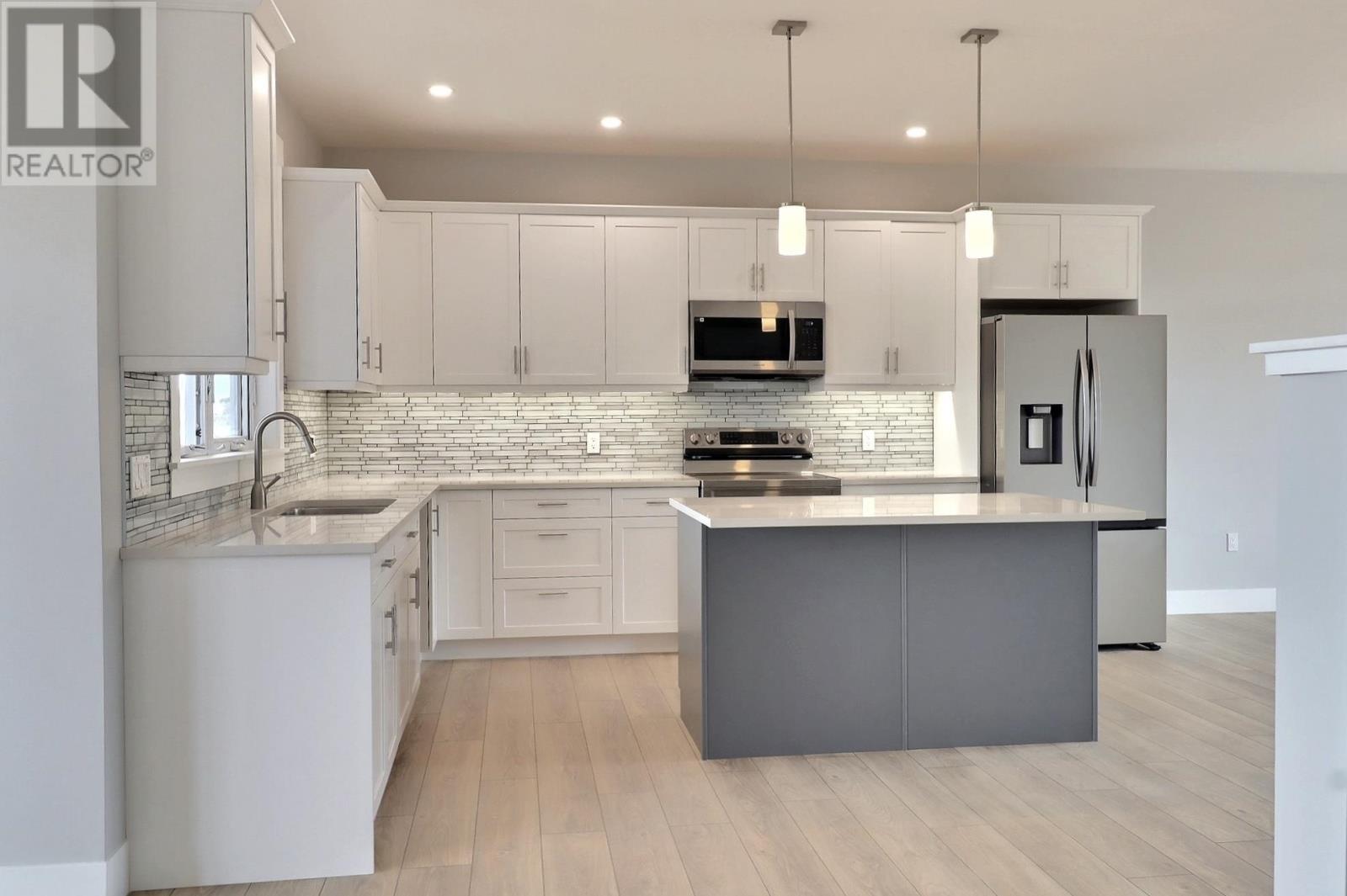 7 East Bay Drive - 6