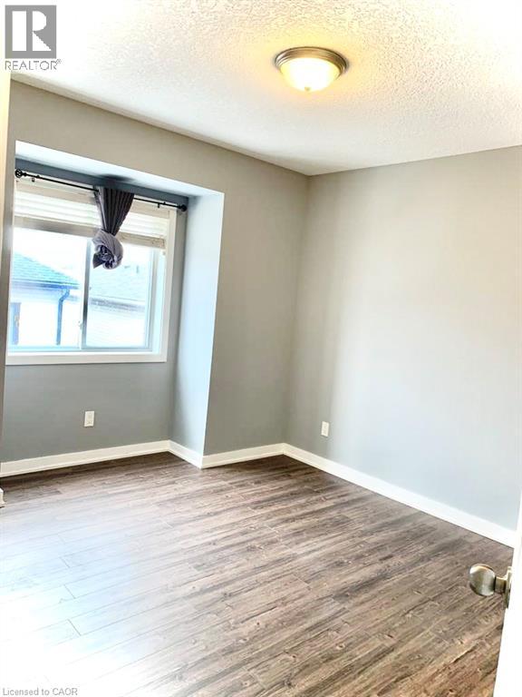 58 HOWE Drive Unit# 12, Kitchener, Ontario, N2E1J4 — Photo 4